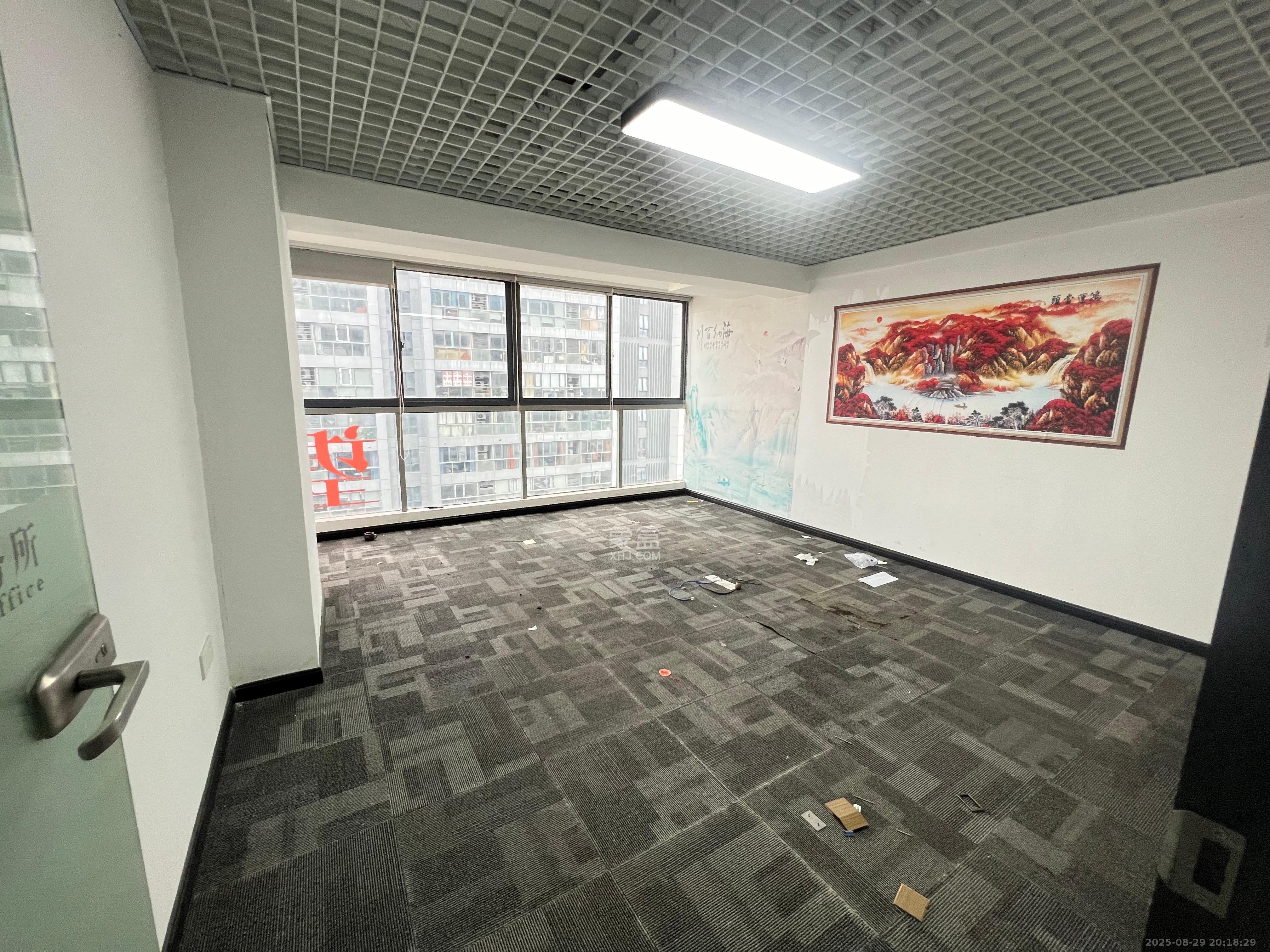 复地星光天地  1室1厅1卫    4500.0元/月室内图