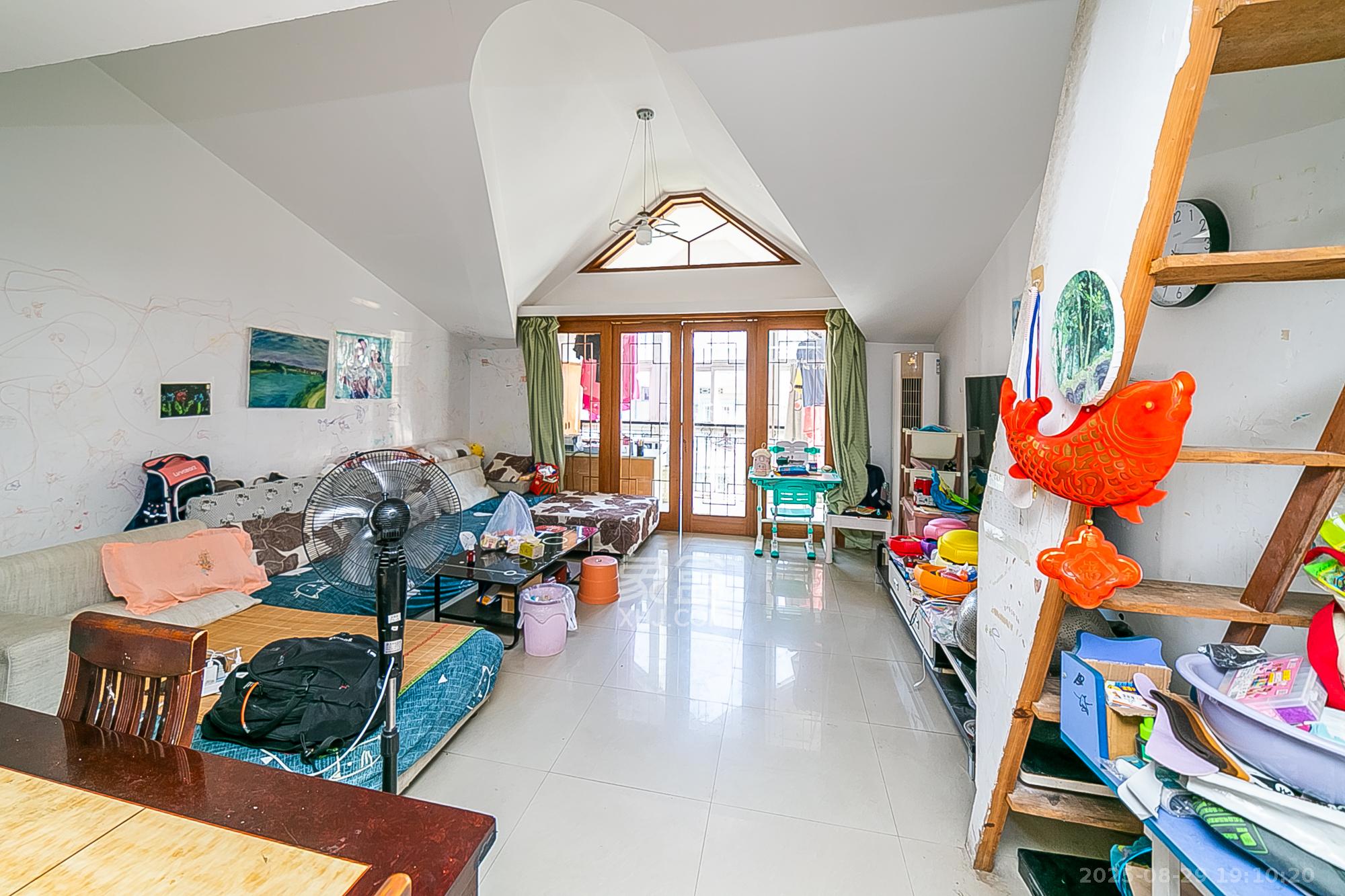 都市春天  3室2厅2卫    84.8万 都市春天  3室2厅2卫    84.8万