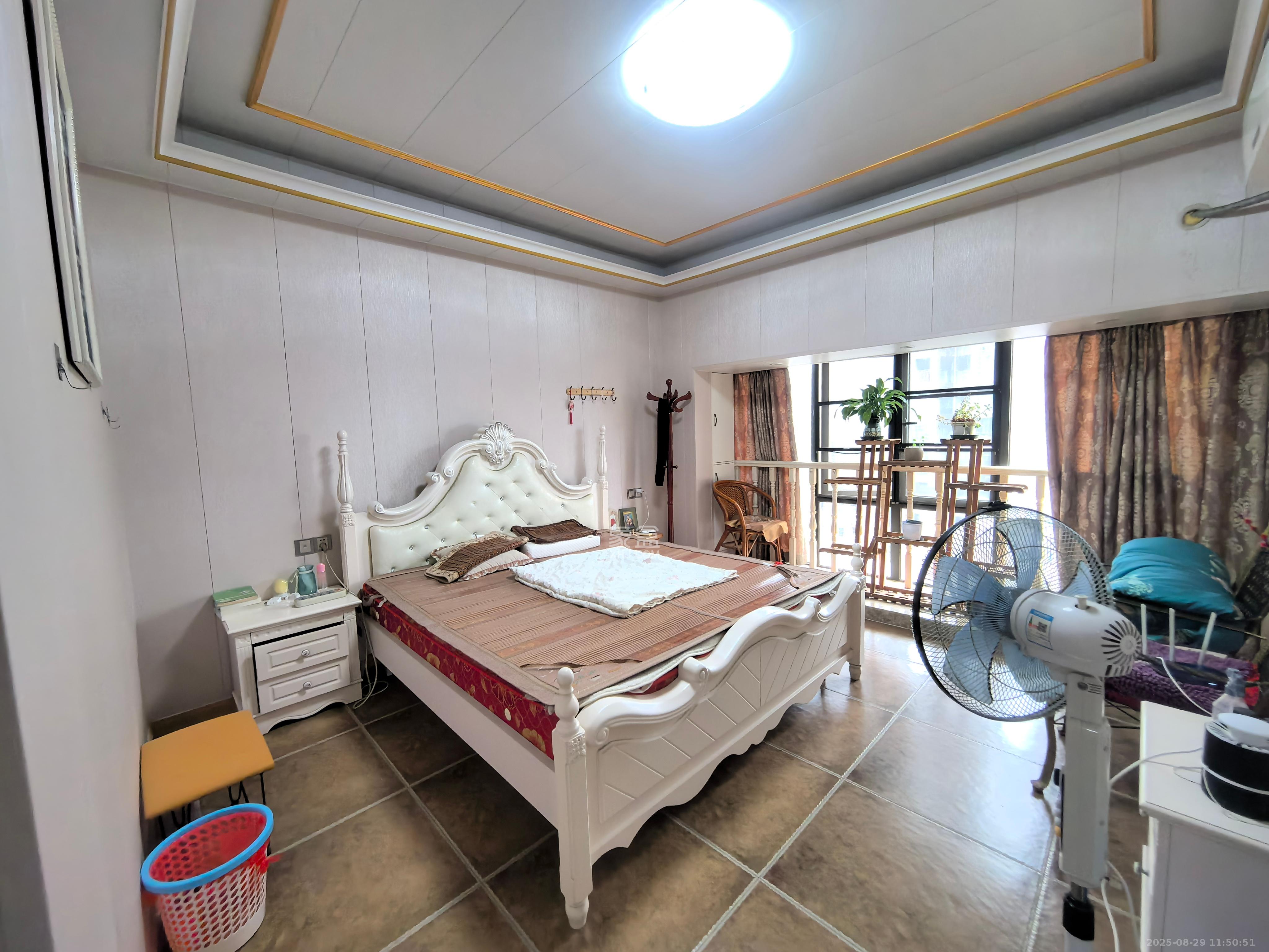 幸福里润城(幸福里二期) 4室2厅2卫 3000.0元/月 幸福里润城(幸福里二期) 4室2厅2卫 3000.0元/月室内图