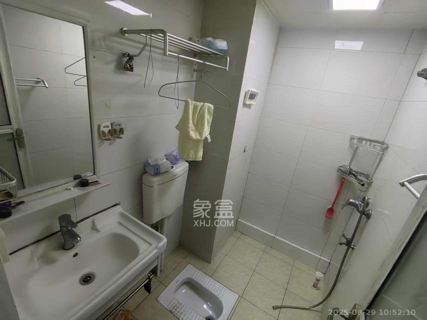 开源鑫景  1室1厅1卫   1200.00元/月室内图
