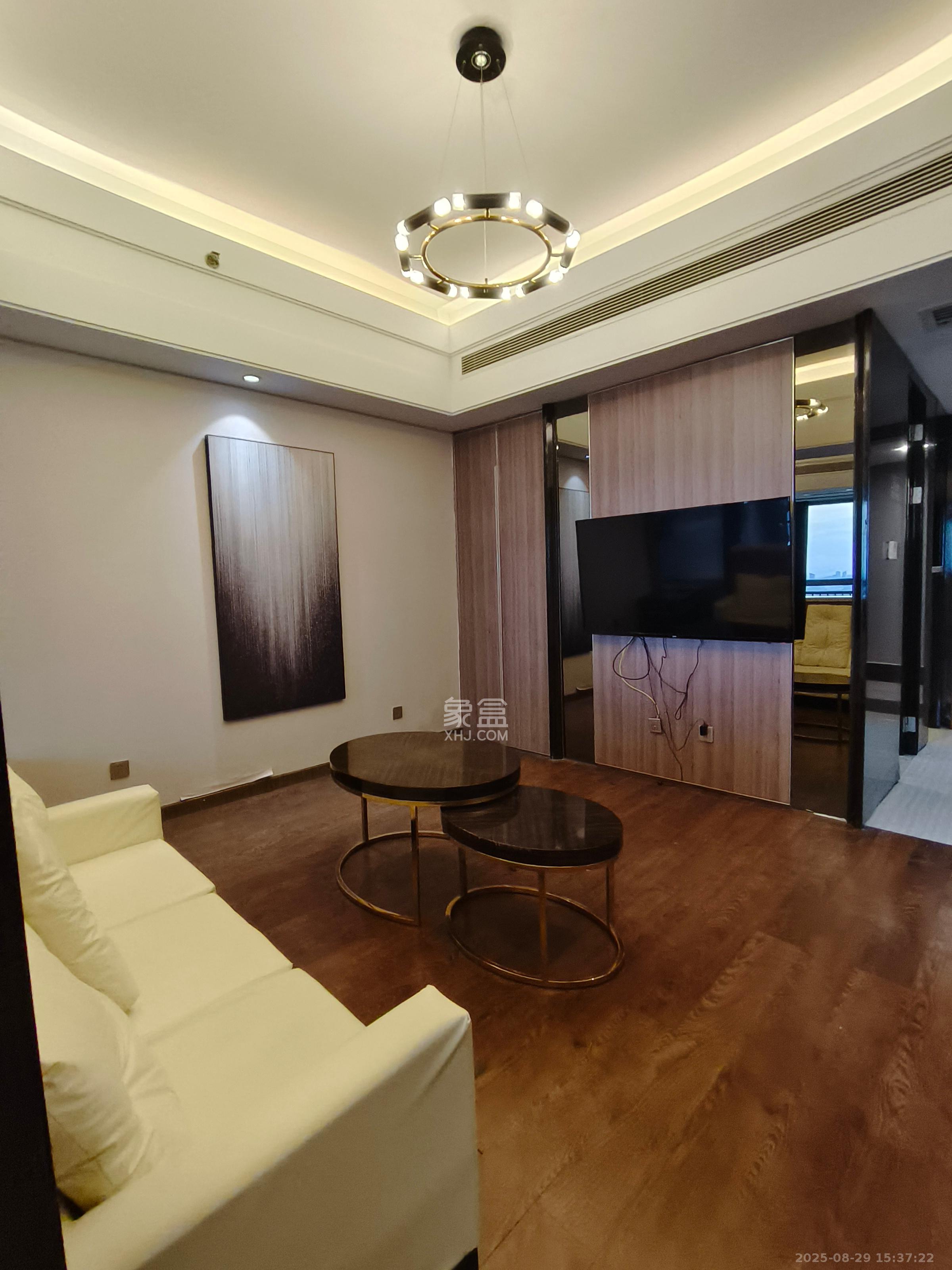 华远国际公寓  1室1厅1卫    3000.0元/月室内图