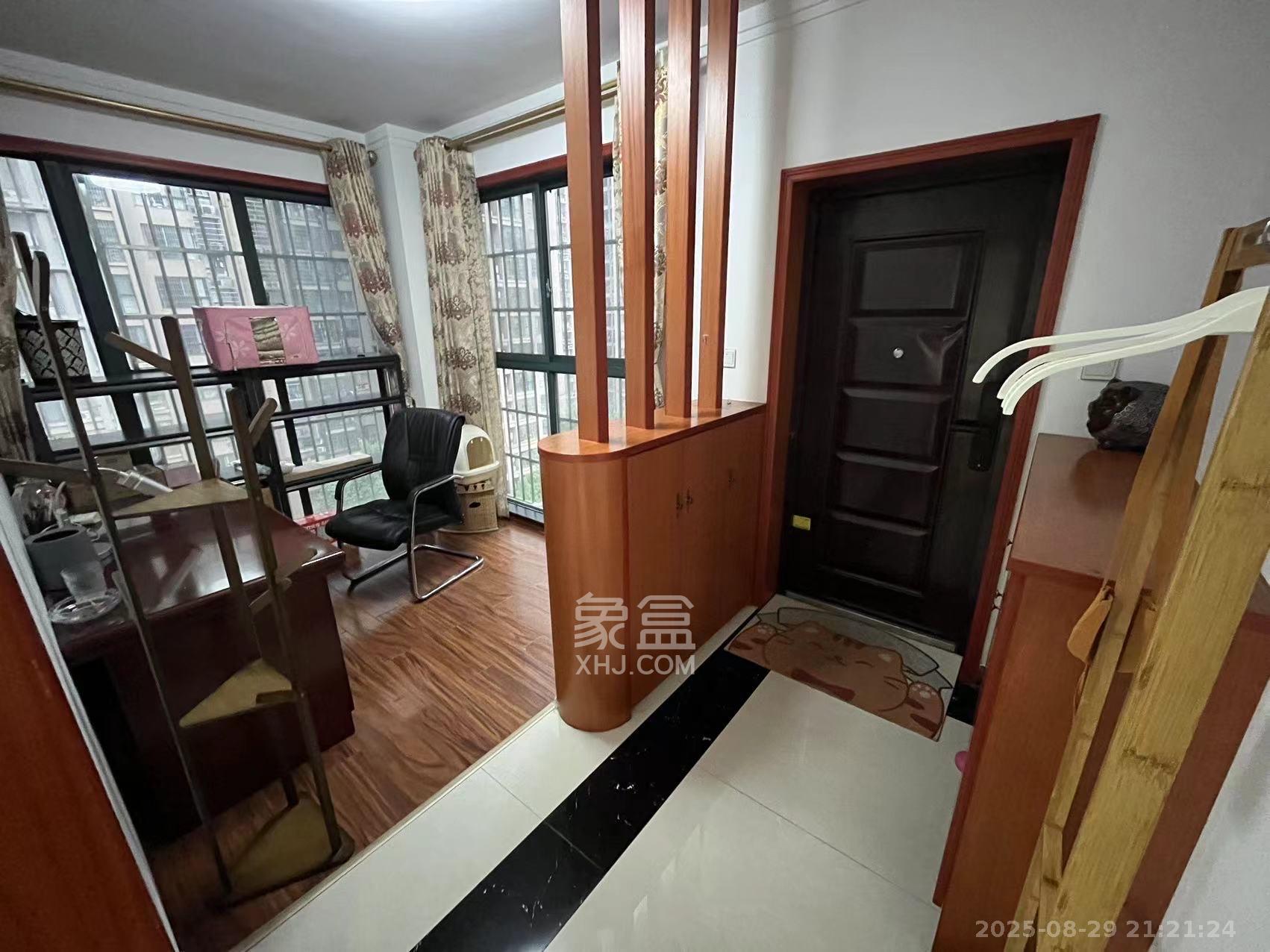 筑梦佳园 3室2厅1卫 2200.0元/月 筑梦佳园 3室2厅1卫 2200.0元/月室内图