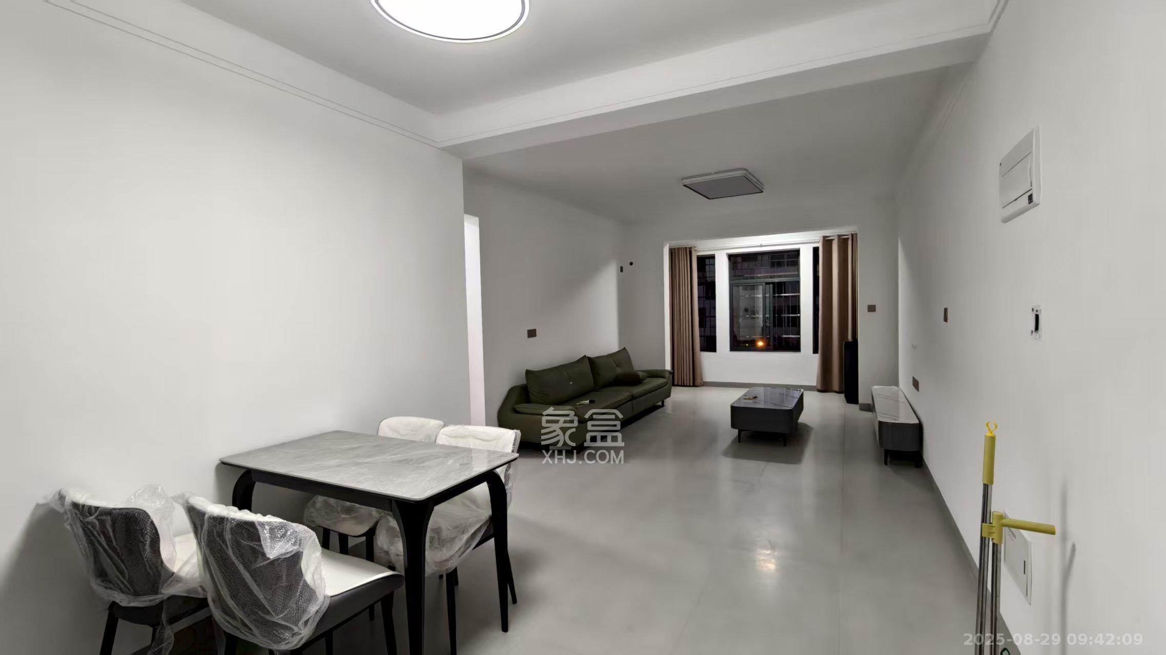 凯富南方鑫城  3室2厅1卫    2500.0元/月室内图