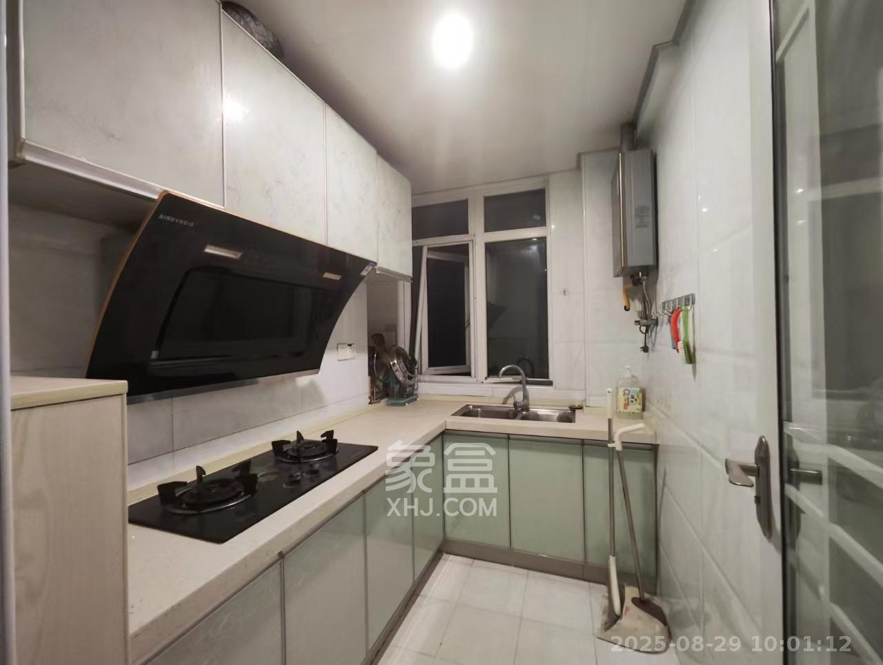 美利新世界  2室1厅1卫    1700.0元/月室内图