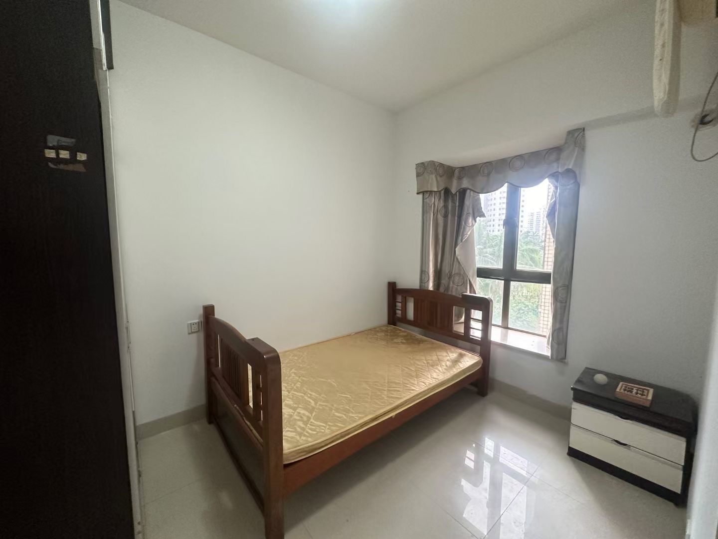 世代雅居  2室2厅1卫    3500.0元/月 世代雅居  2室2厅1卫    3500.0元/月室内图