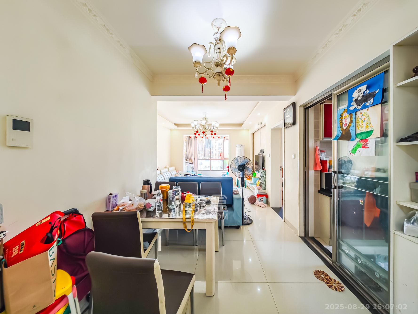 山语城二期  3室1厅1卫    65.0万客厅