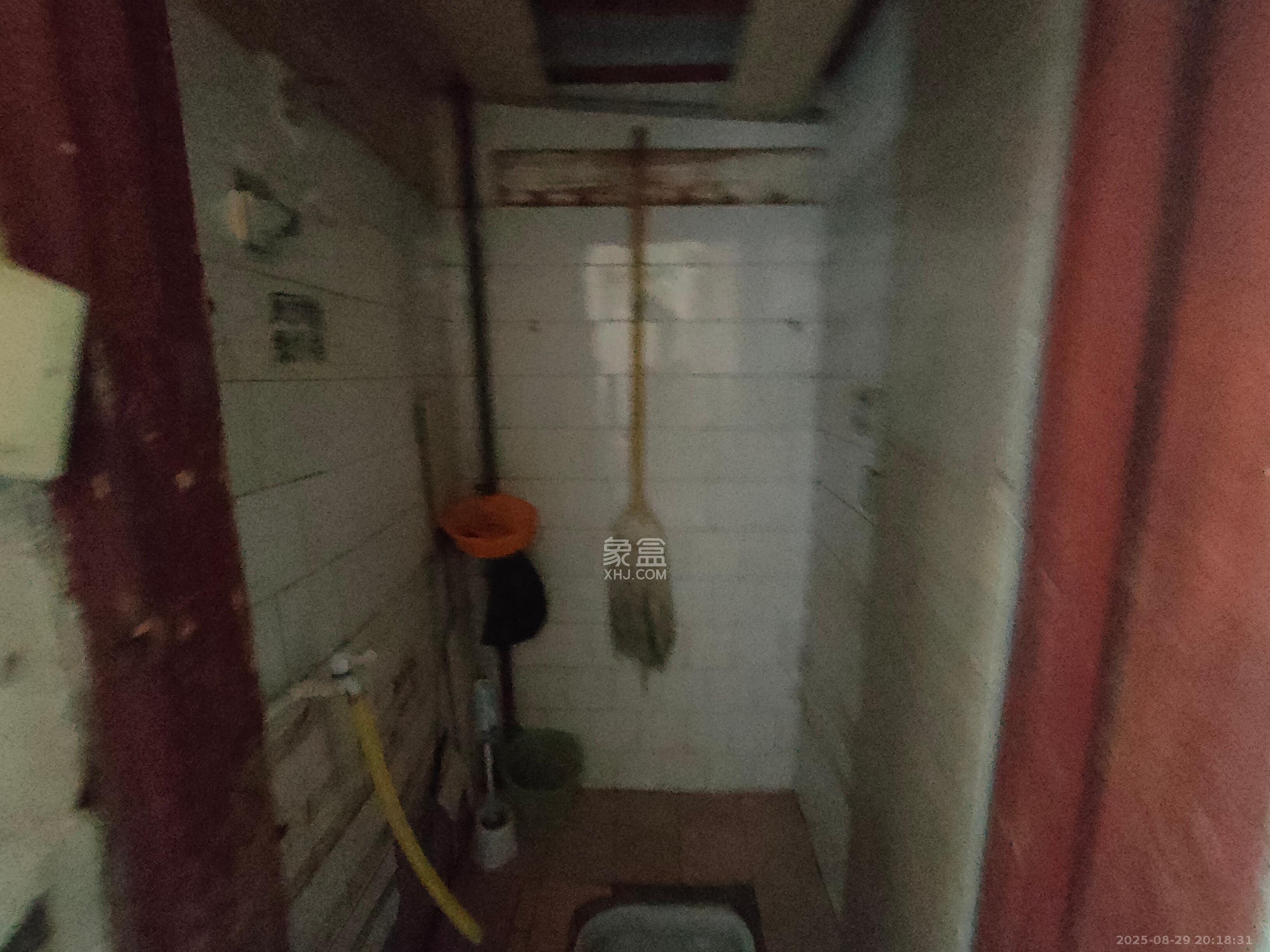 人民新村 1室1厅1卫 900.0元/月 人民新村 1室1厅1卫 900.0元/月室内图