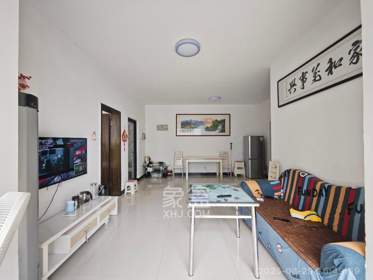 湘江世纪城悦江苑 3室2厅1卫 2600.0元/月 湘江世纪城悦江苑 3室2厅1卫 2600.0元/月室内图