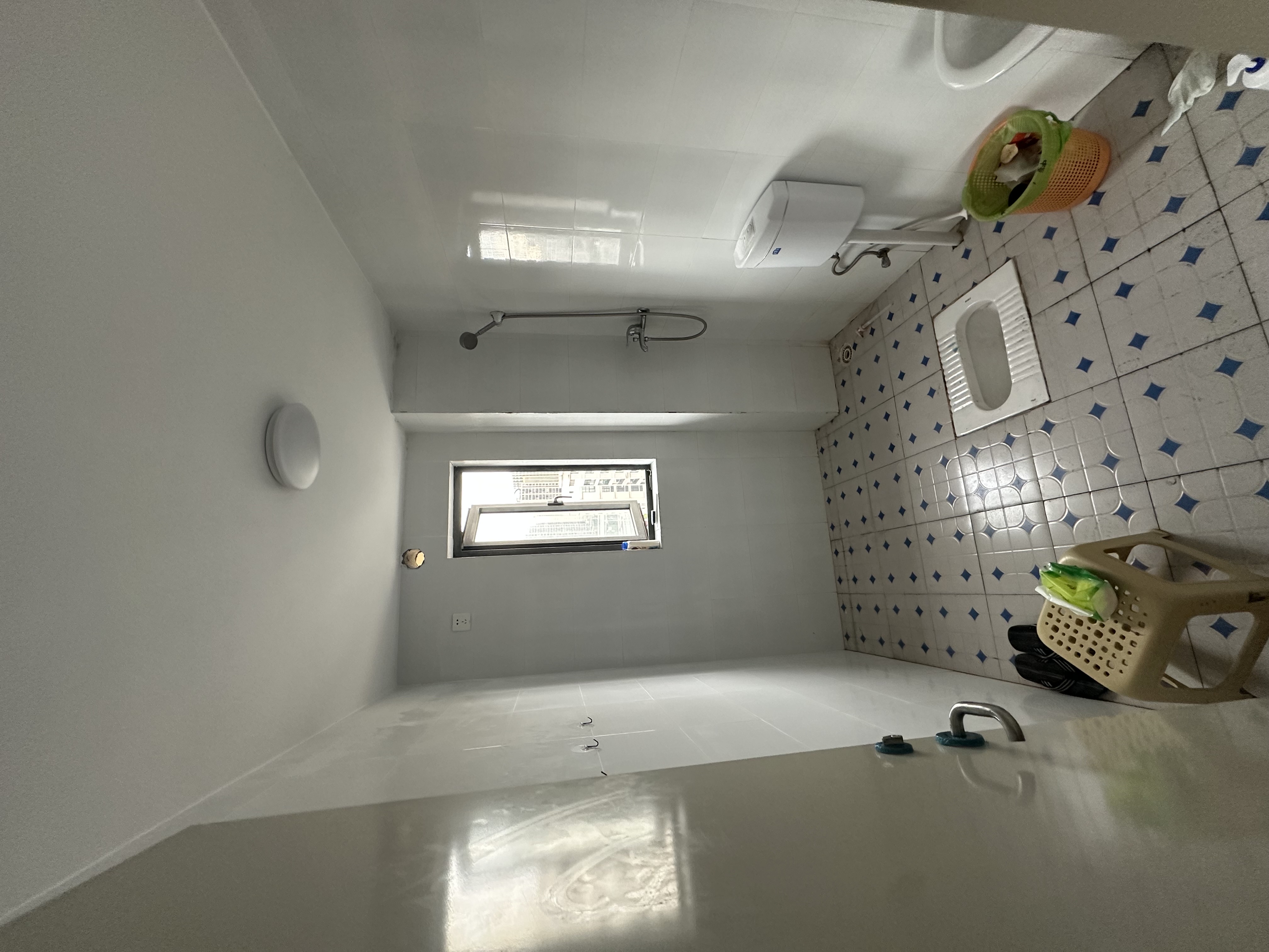 冠盛天泽园 4室1厅2卫 3500.0元/月 冠盛天泽园 4室1厅2卫 3500.0元/月室内图