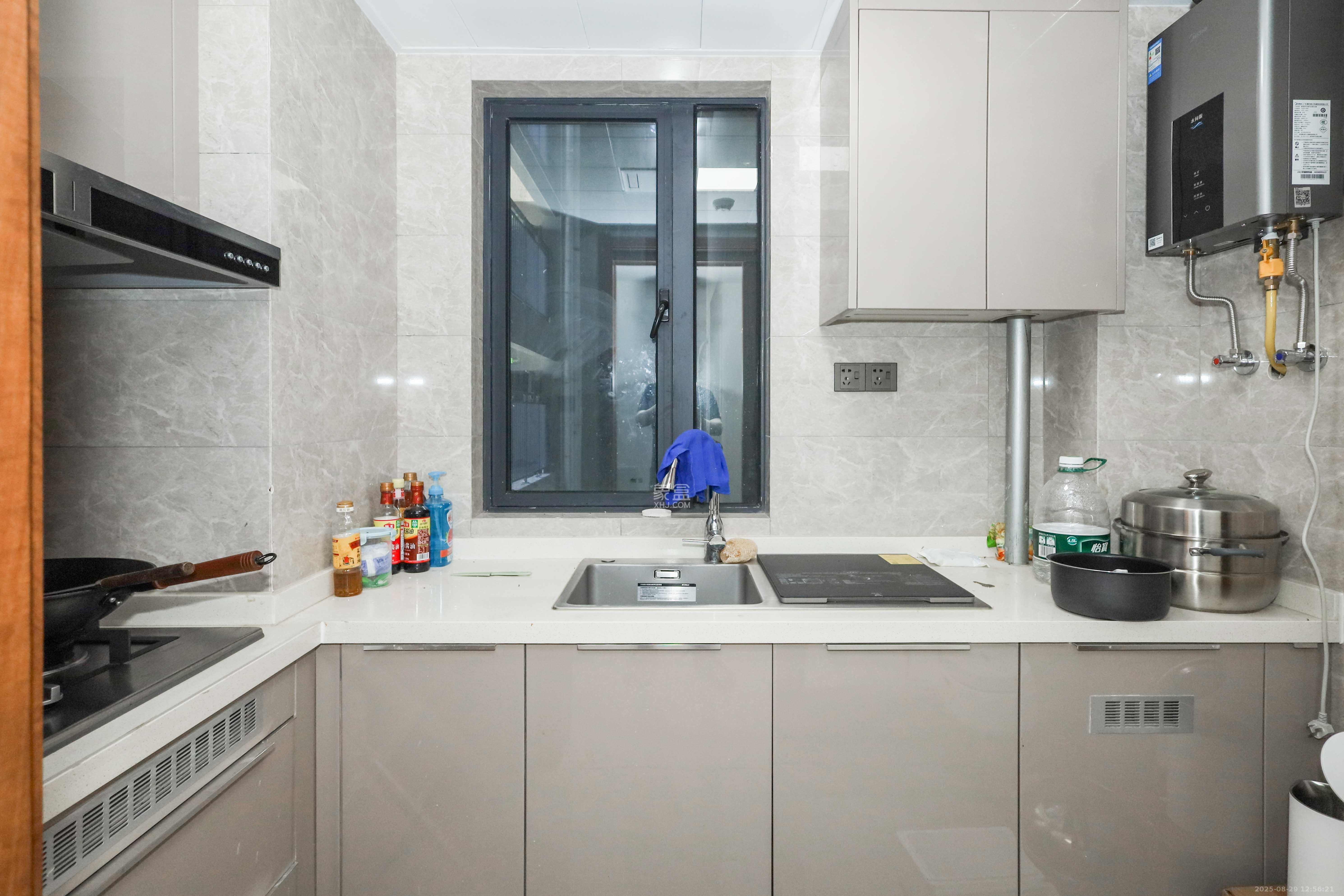 梅溪悦章  3室2厅2卫    145.0万 梅溪悦章  3室2厅2卫    145.0万厨房