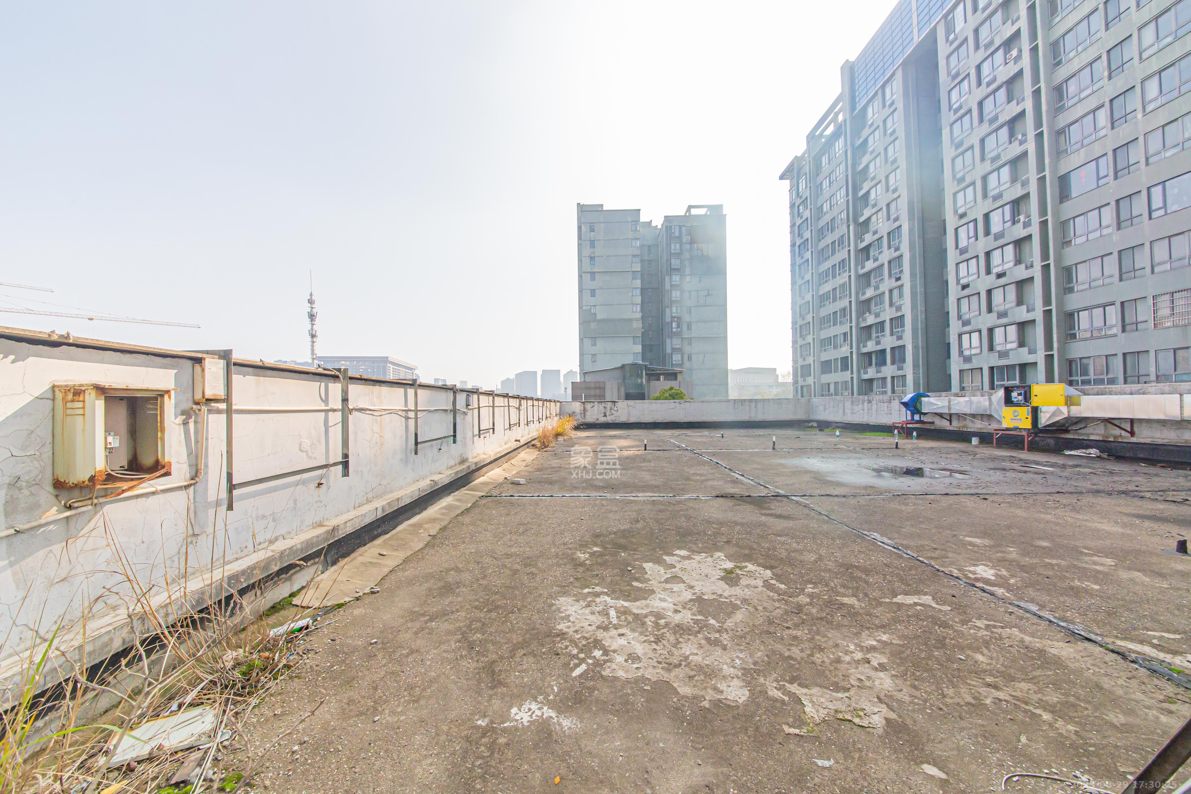 上庭苑  3室2厅2卫    1800.0元/月室内图