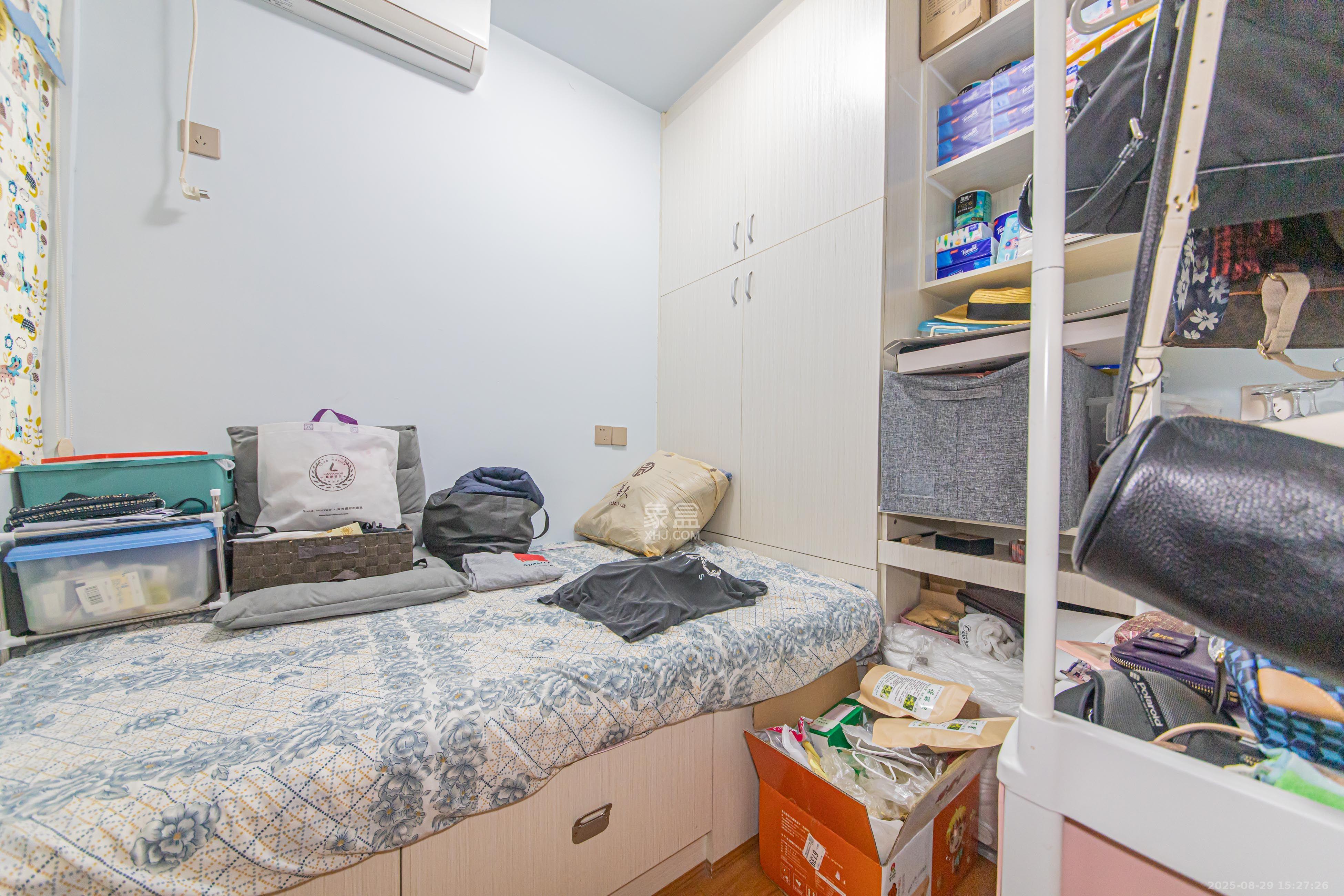 天鸿天府(天鸿中央大院) 2室1厅1卫 2100.0元/月 天鸿天府(天鸿中央大院) 2室1厅1卫 2100.0元/月室内图