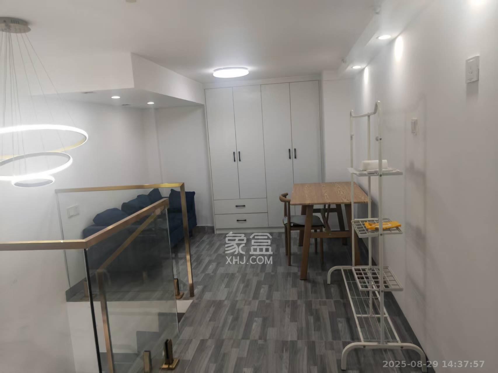 新长海D1站  1室1厅1卫    1500.0元/月室内图