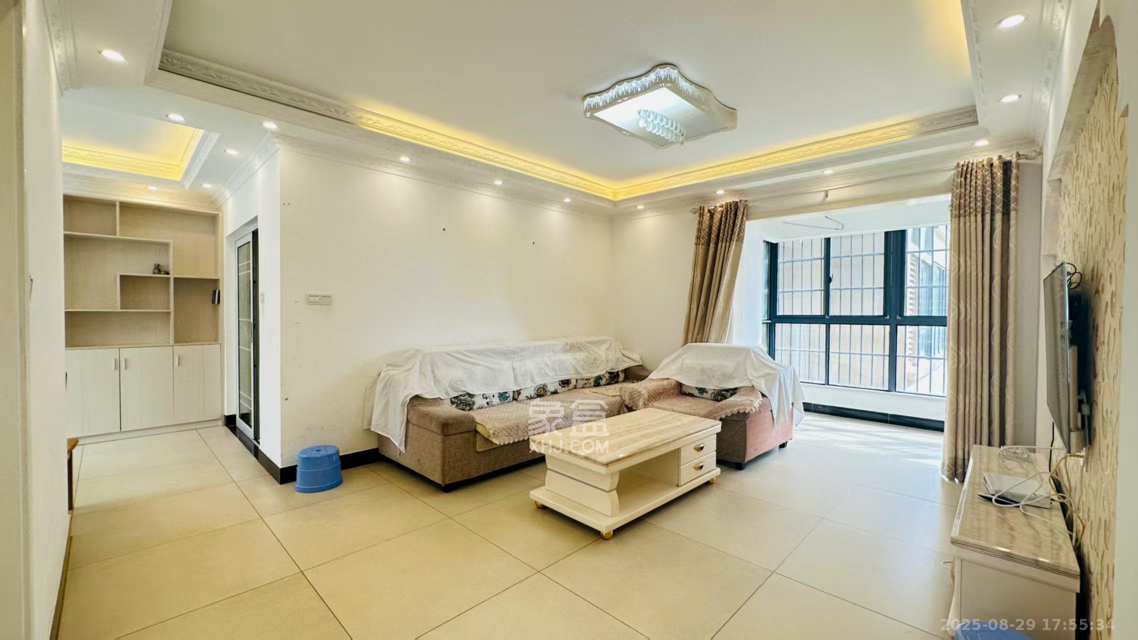 勤诚达新界  4室2厅1卫    2100.0元/月室内图