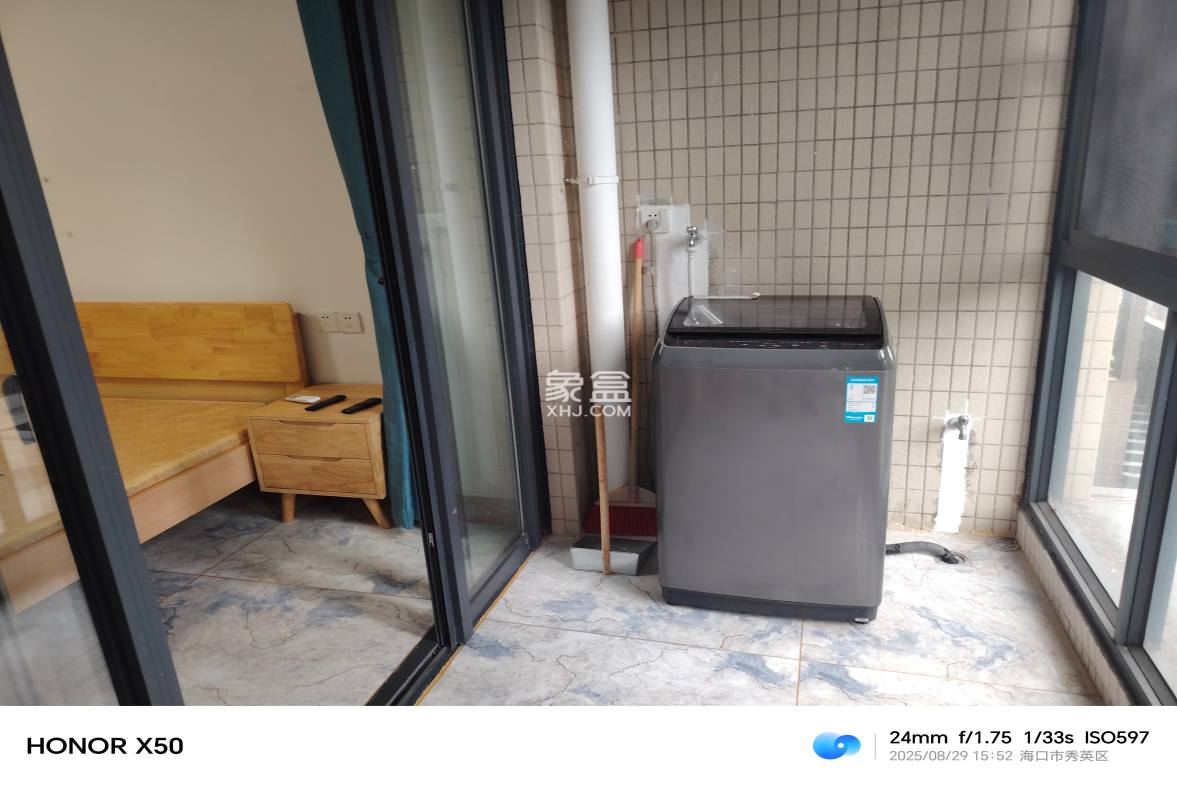 芒果社 1室0厅1卫 1600.0元/月 芒果社 1室0厅1卫 1600.0元/月室内图