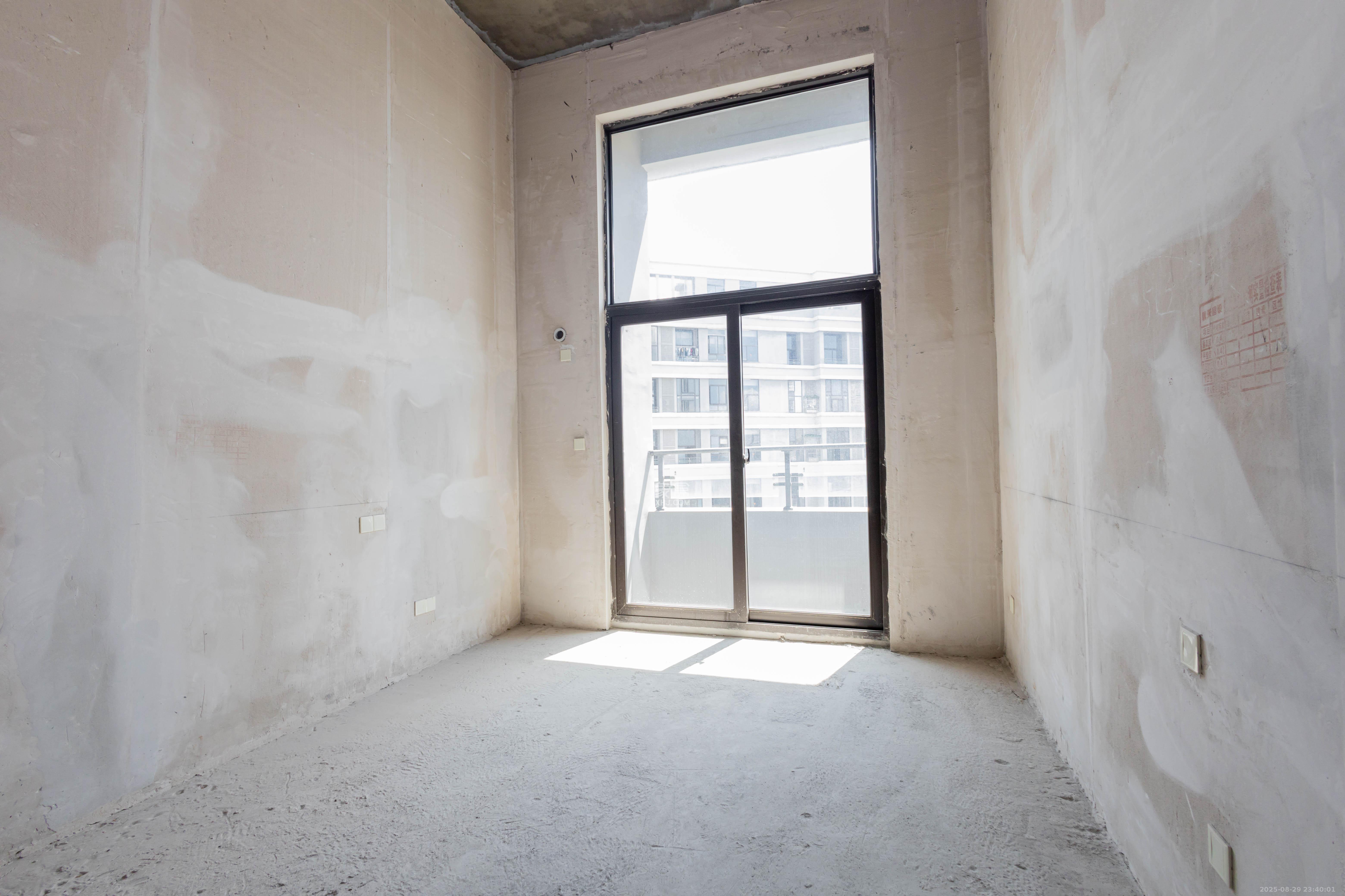 碧桂园星荟 1室1厅1卫 15.8万 碧桂园星荟 1室1厅1卫 15.8万客厅