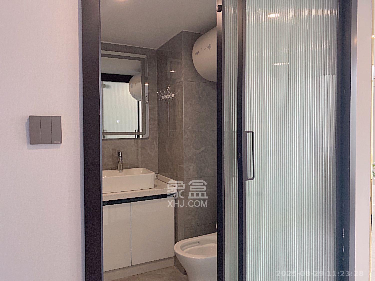 龙湖新壹城  1室1厅1卫    2500.0元/月室内图