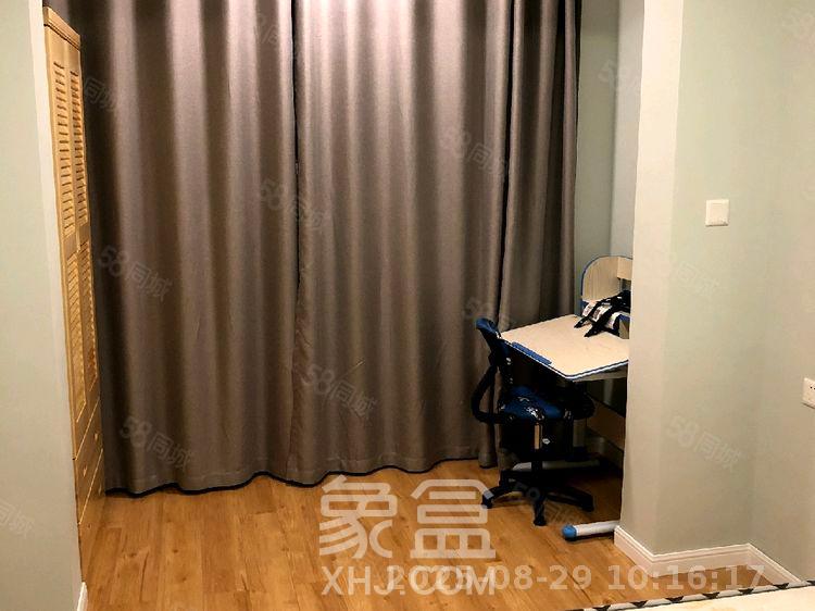 光明城市（星辰青年城）  4室1厅2卫   3500.00元/月室内图