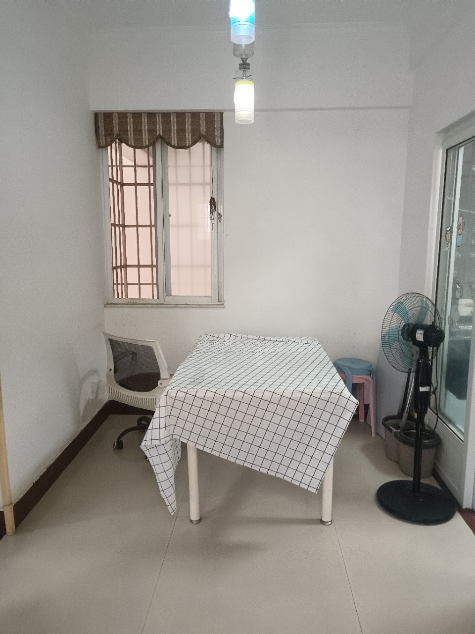 国森花园 2室2厅1卫 2000.0元/月 国森花园 2室2厅1卫 2000.0元/月室内图