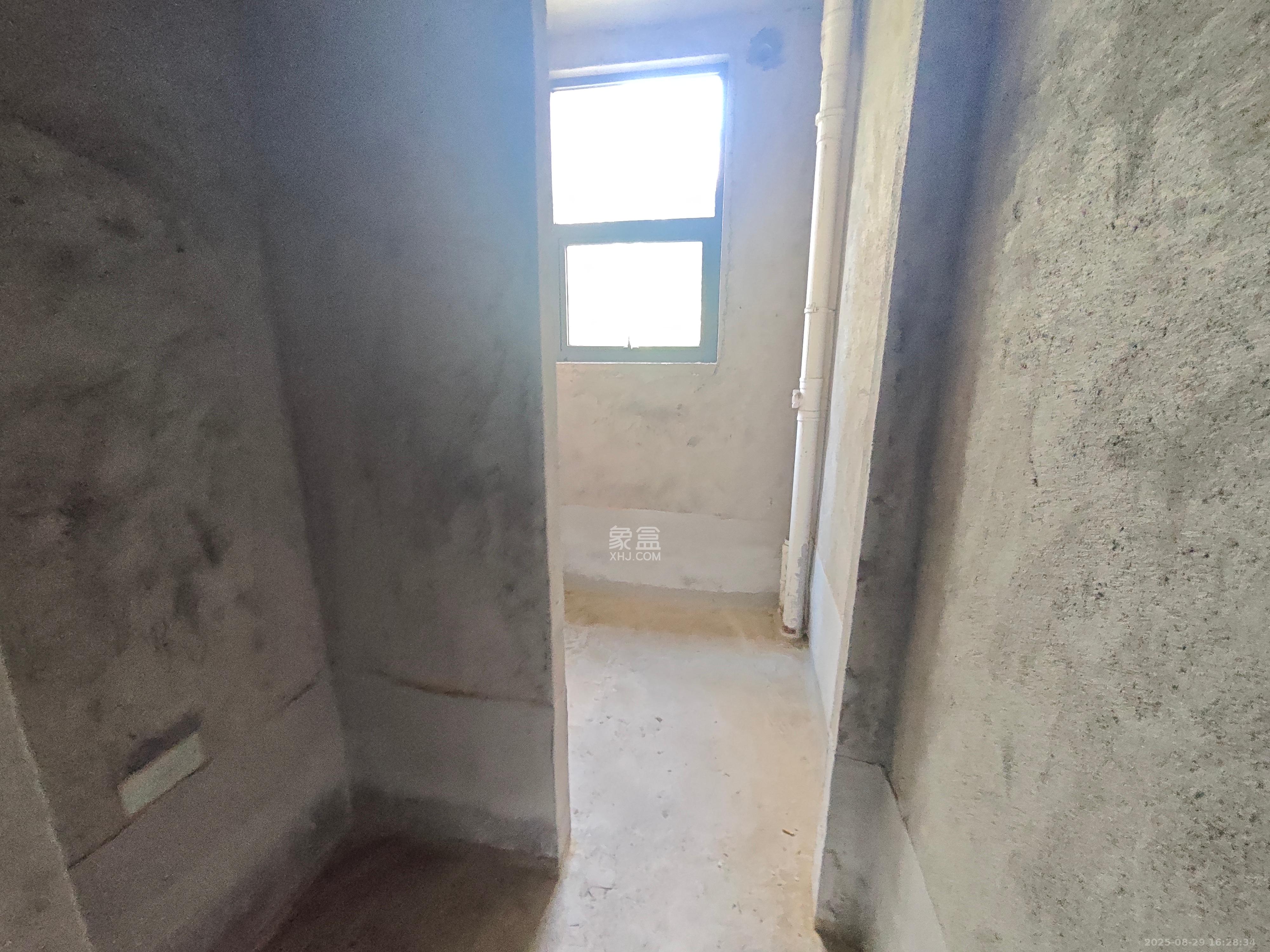 宝能公馆（美联天骄城五期）  4室2厅3卫    2000.0元/月室内图