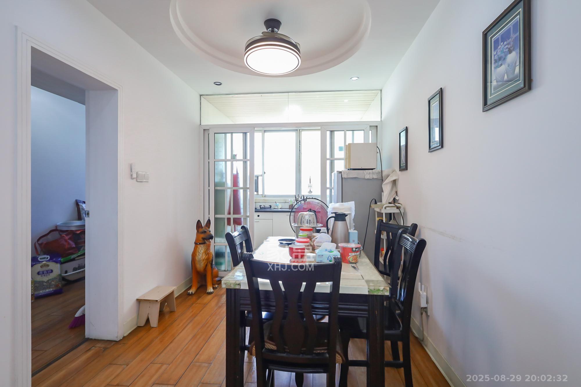 岳银小区(一二三五村) 3室2厅2卫 88.00万 岳银小区(一二三五村) 3室2厅2卫 88.00万其他