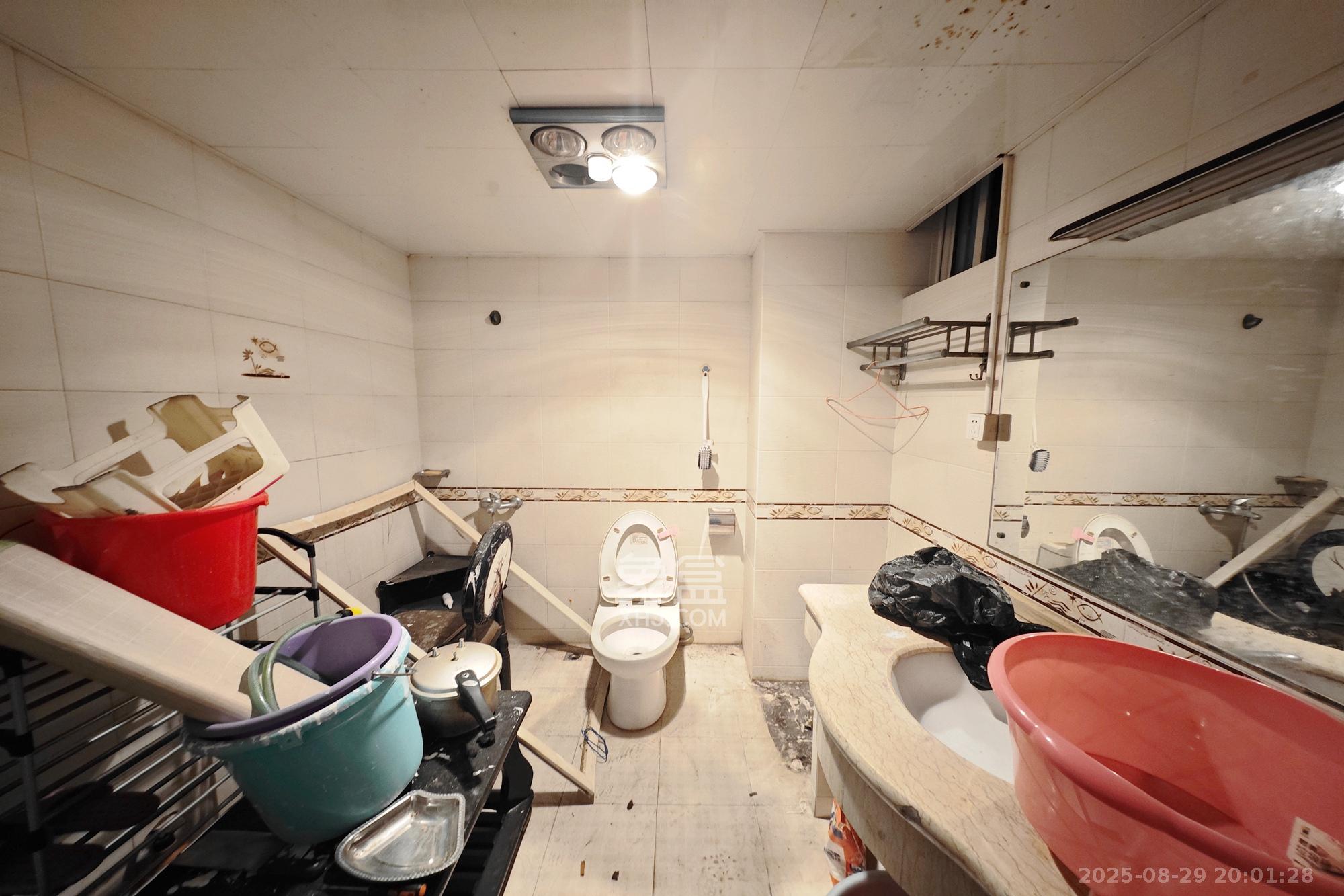 依星苑  0室0厅0卫    72.0万 依星苑  0室0厅0卫    72.0万其他