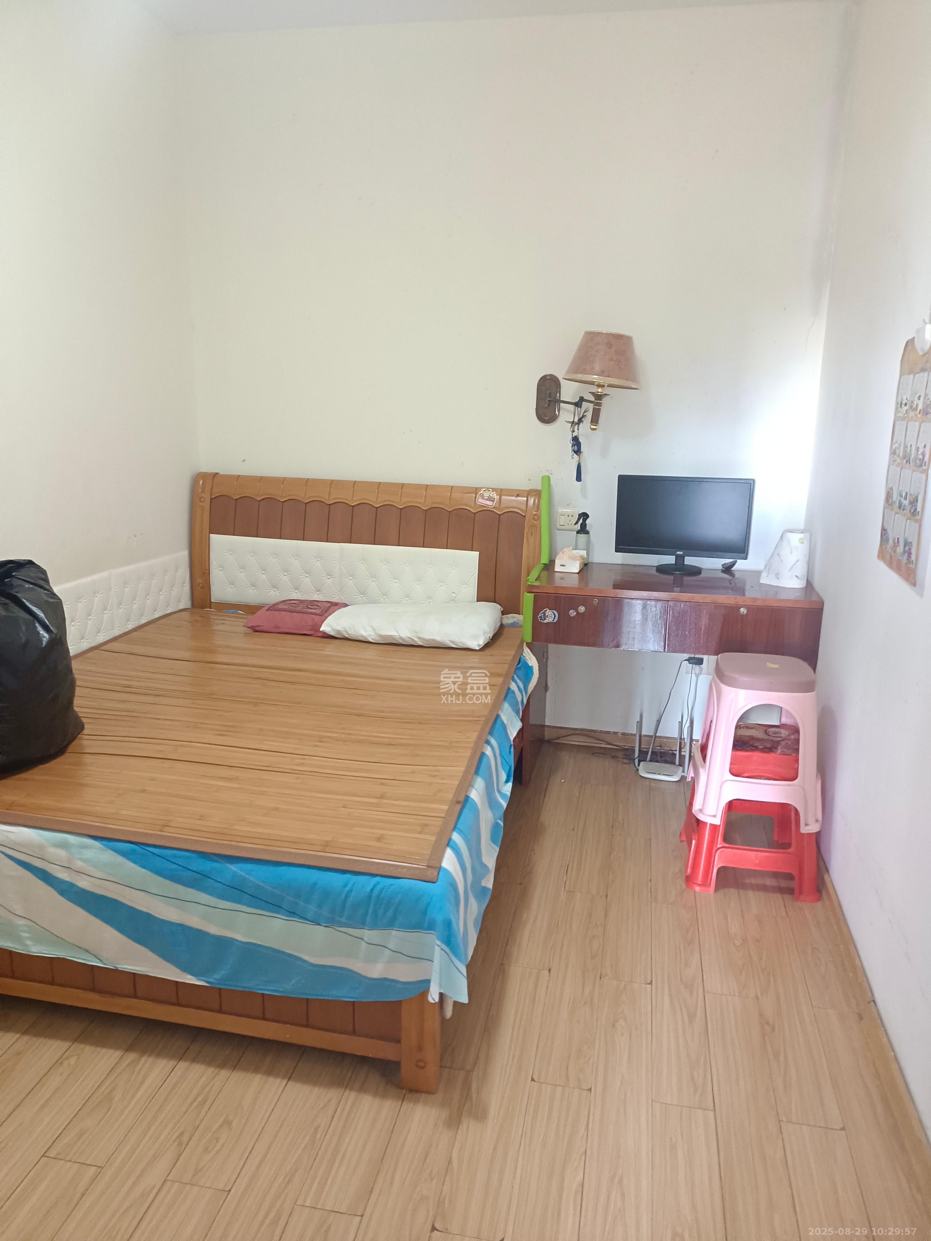 明城公寓 3室2厅1卫 2000.0元/月 明城公寓 3室2厅1卫 2000.0元/月室内图