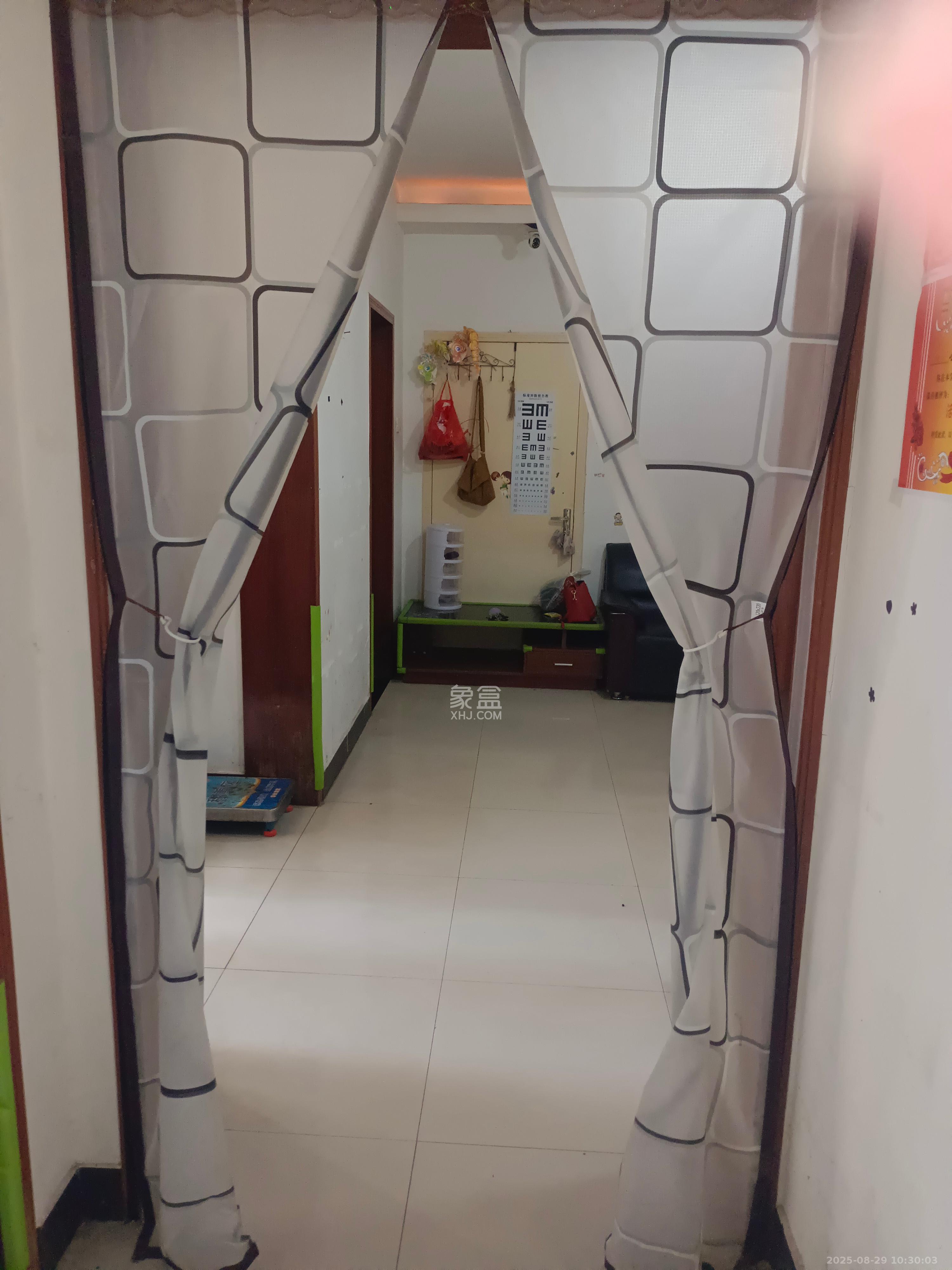 明城公寓 3室2厅1卫 2000.0元/月 明城公寓 3室2厅1卫 2000.0元/月室内图