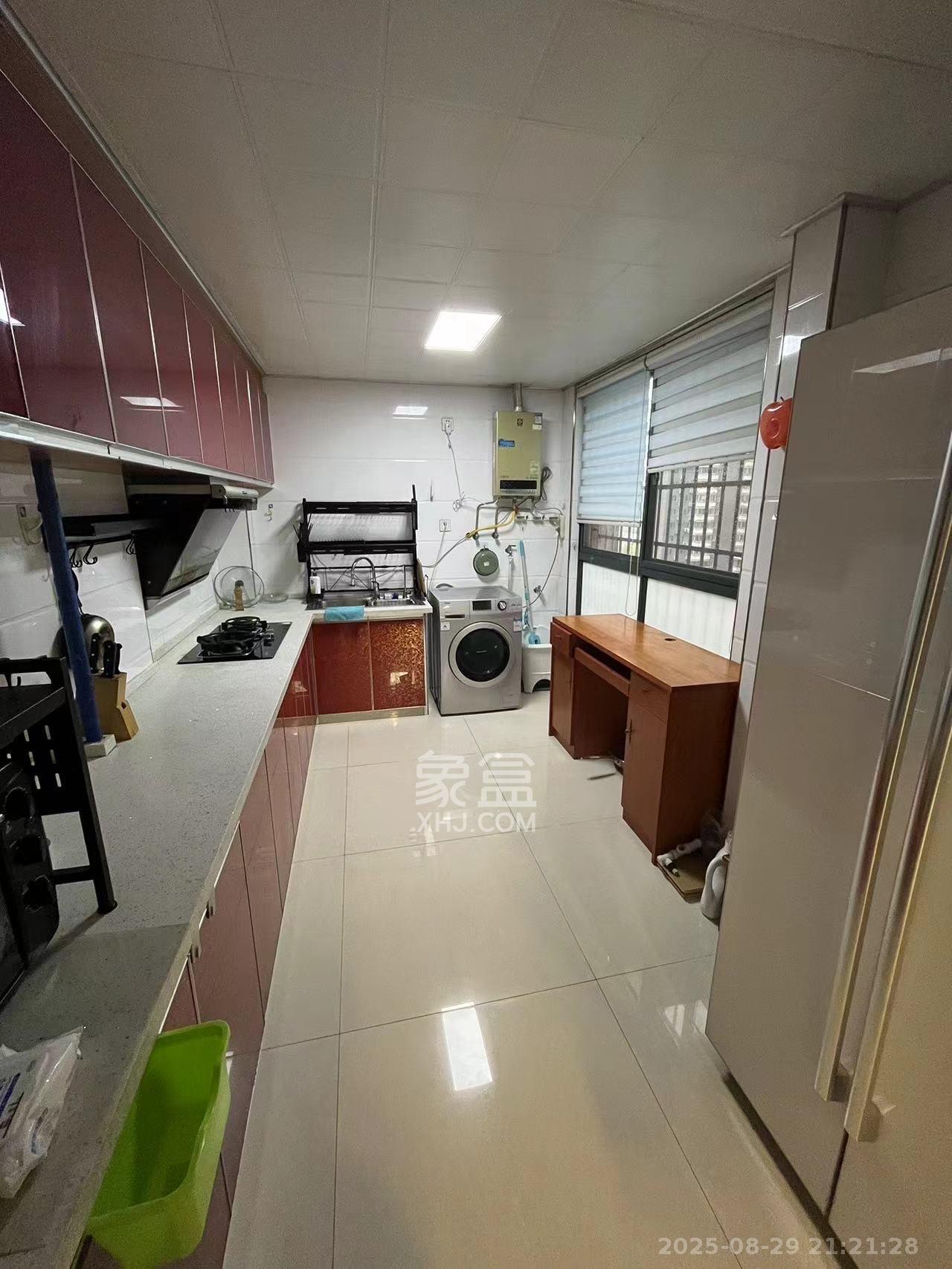 筑梦佳园 3室2厅1卫 2200.0元/月 筑梦佳园 3室2厅1卫 2200.0元/月室内图