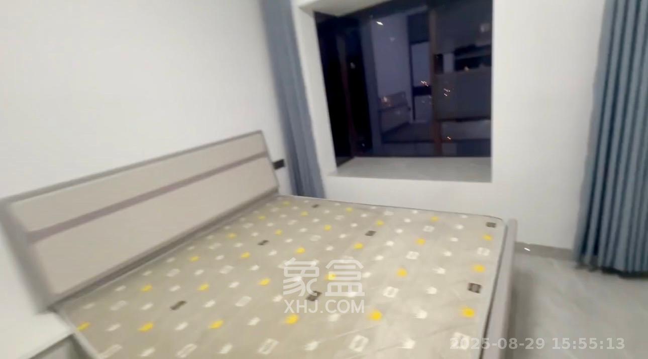 和润园三期  2室1厅1卫   2350.00元/月室内图