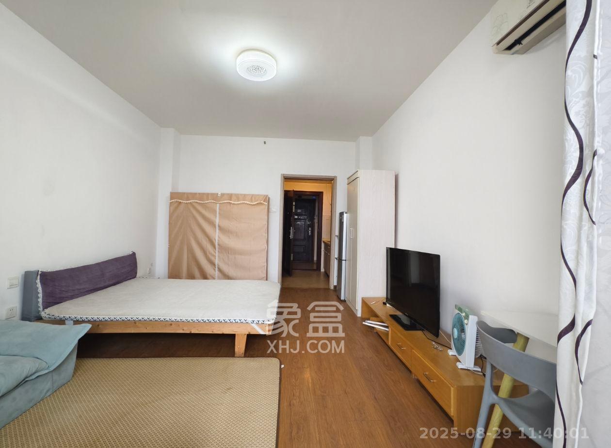 花漾年华（桂花园）  1室1厅1卫    960.0元/月室内图