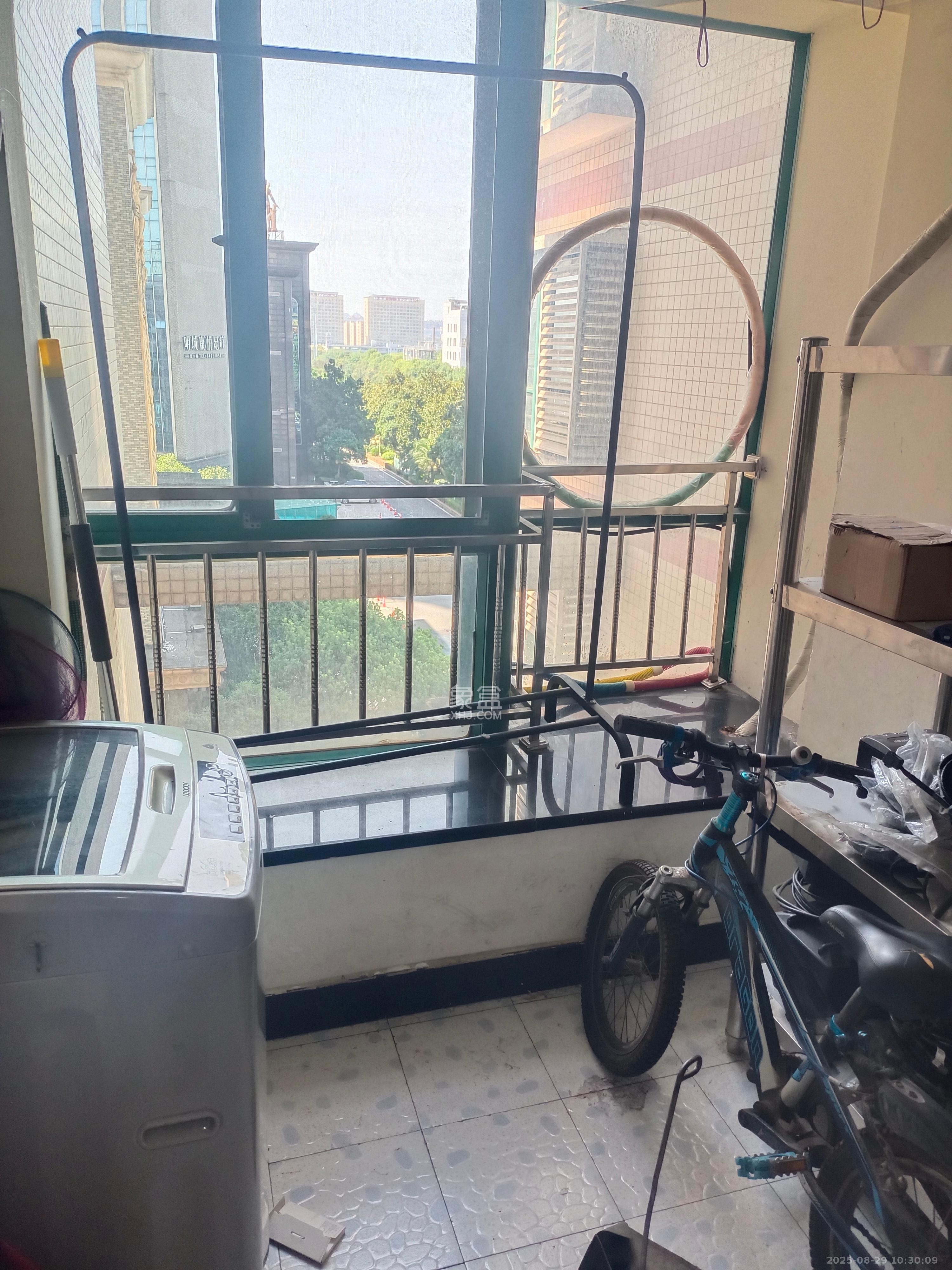 明城公寓 3室2厅1卫 2000.0元/月 明城公寓 3室2厅1卫 2000.0元/月室内图