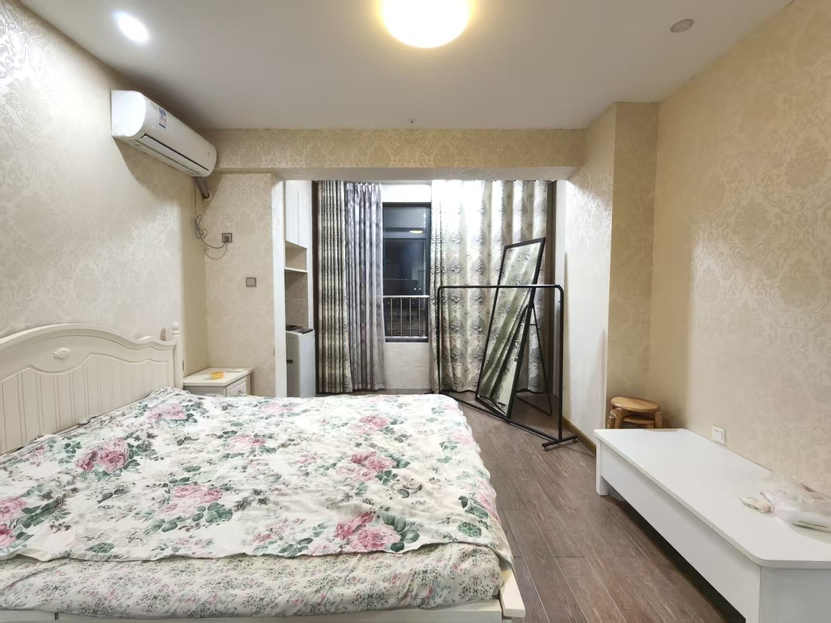 梓山湖公馆 1室1厅1卫 1100.0元/月 梓山湖公馆 1室1厅1卫 1100.0元/月室内图