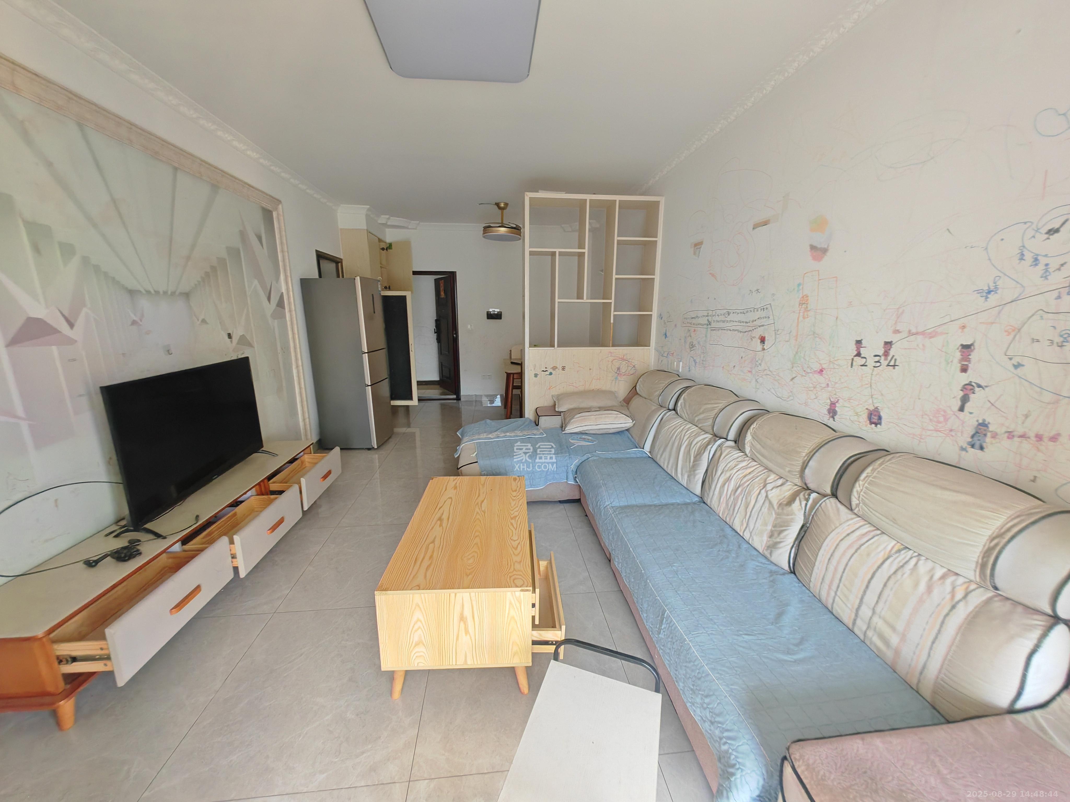 中建嘉和城  3室2厅1卫   2300.00元/月室内图