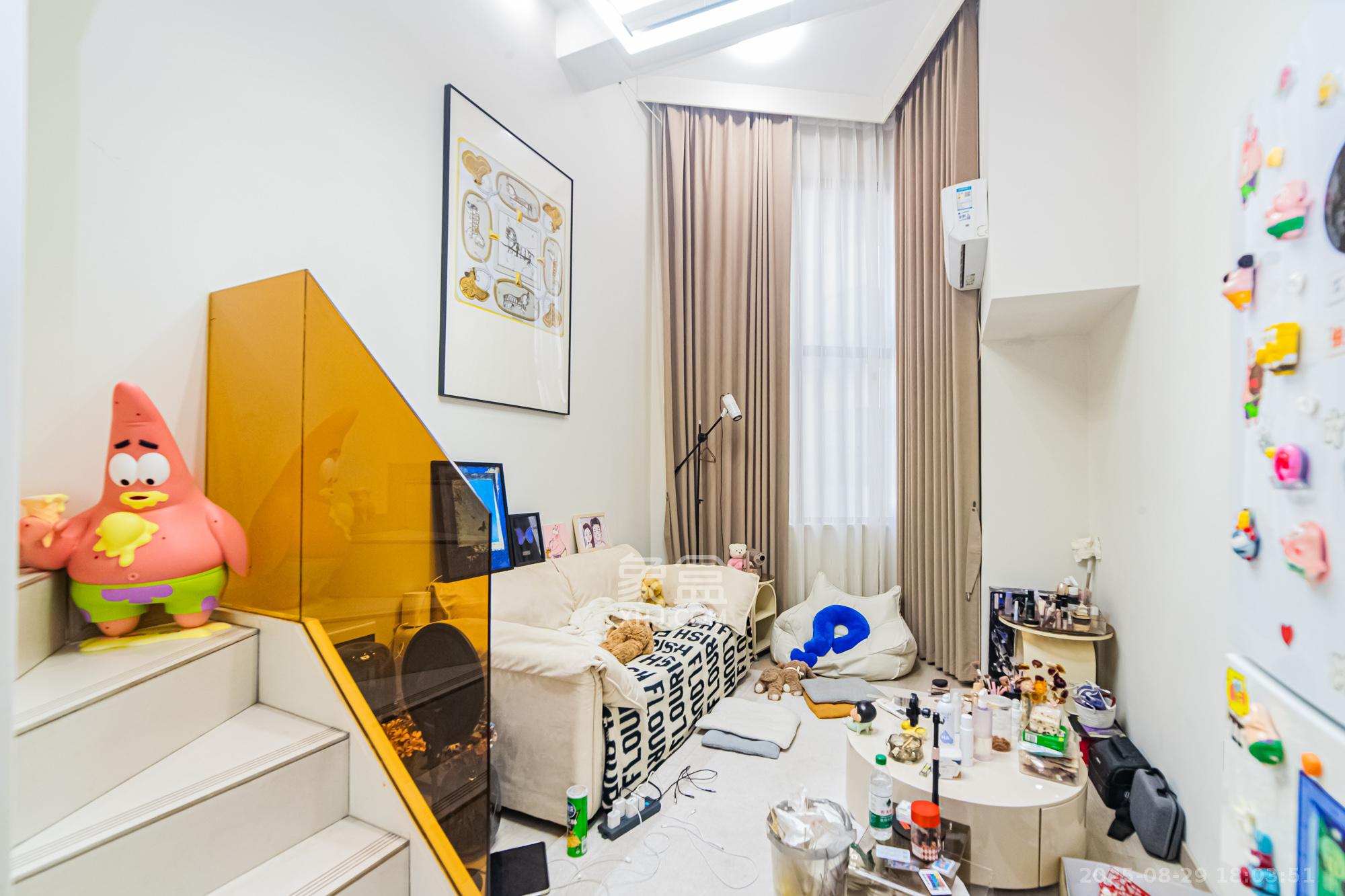 珠江花城好世界  1室0厅0卫    32.0万 珠江花城好世界  1室0厅0卫    32.0万客厅