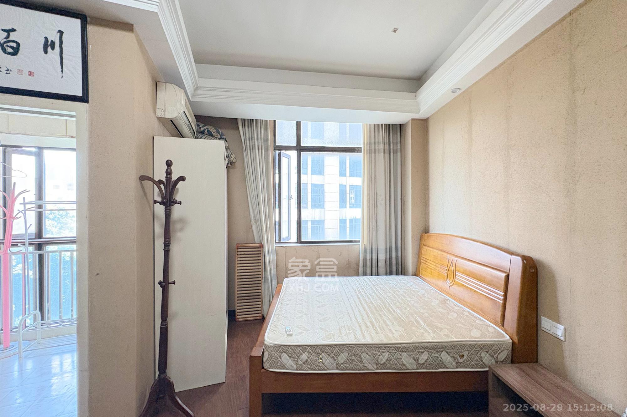 铂宫 1室1厅1卫 41.8万 铂宫 1室1厅1卫 41.8万卧室