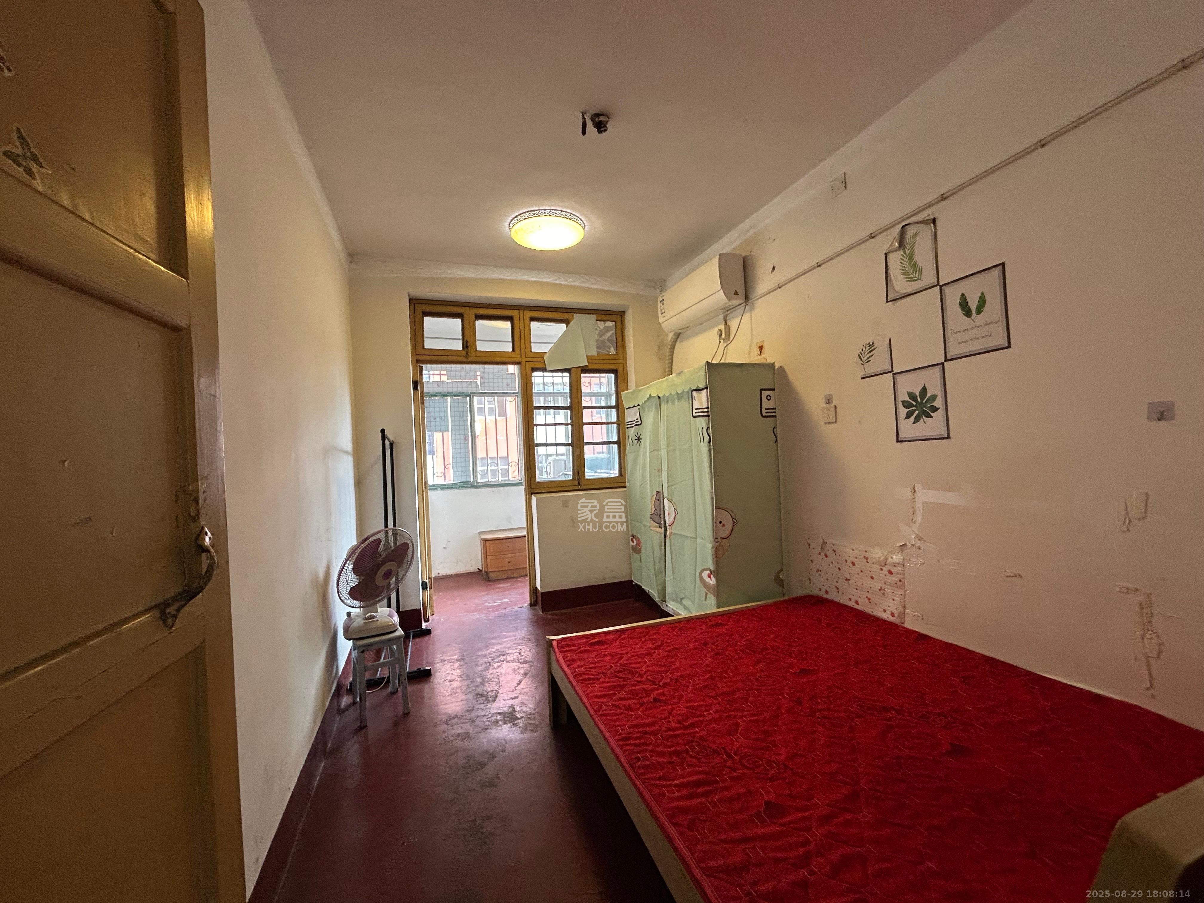 新兴小区(杨家山社区) 2室1厅1卫 1300.0元/月 新兴小区(杨家山社区) 2室1厅1卫 1300.0元/月室内图