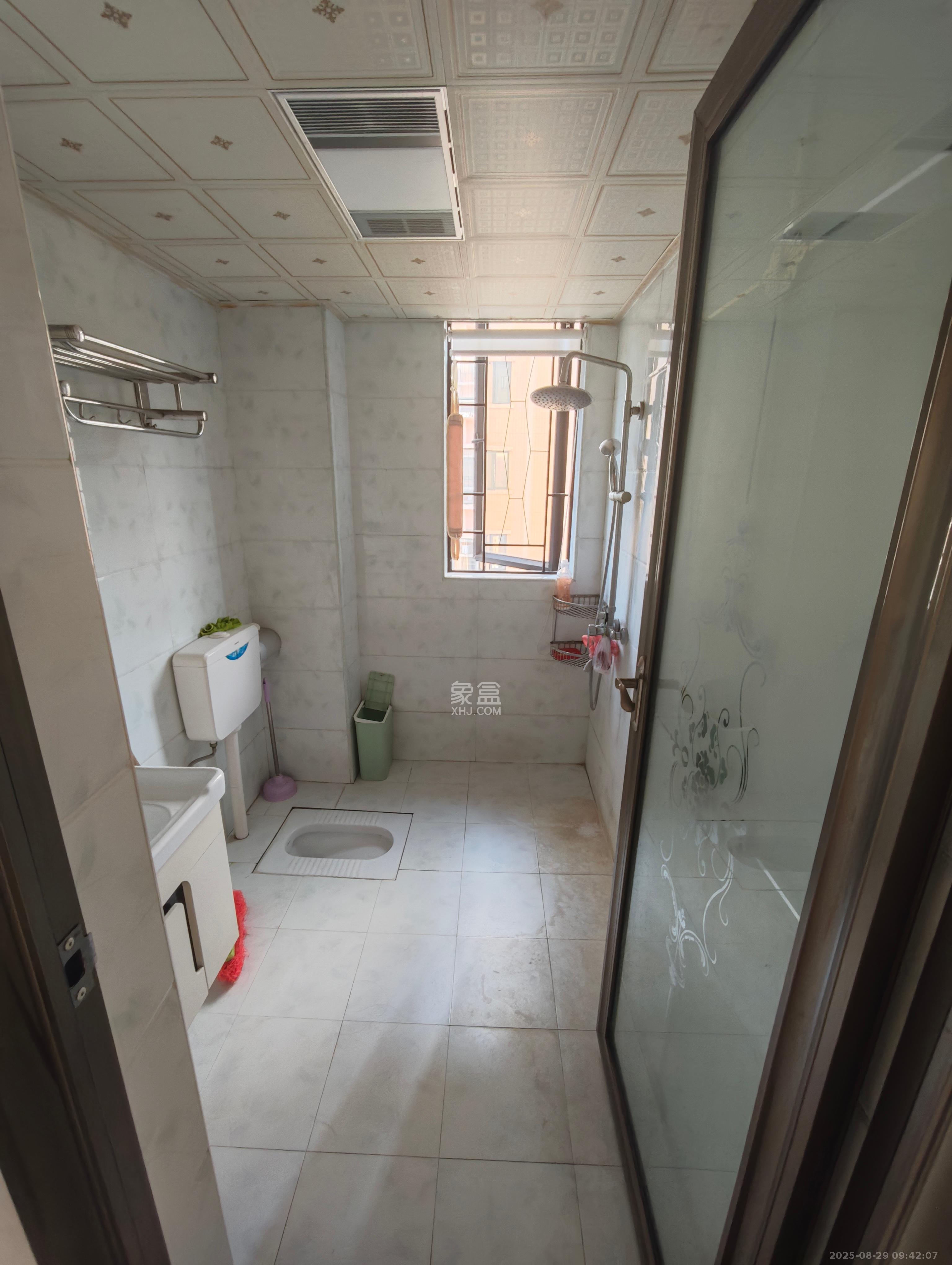 深业睿城  3室2厅1卫    2400.0元/月 深业睿城  3室2厅1卫    2400.0元/月室内图