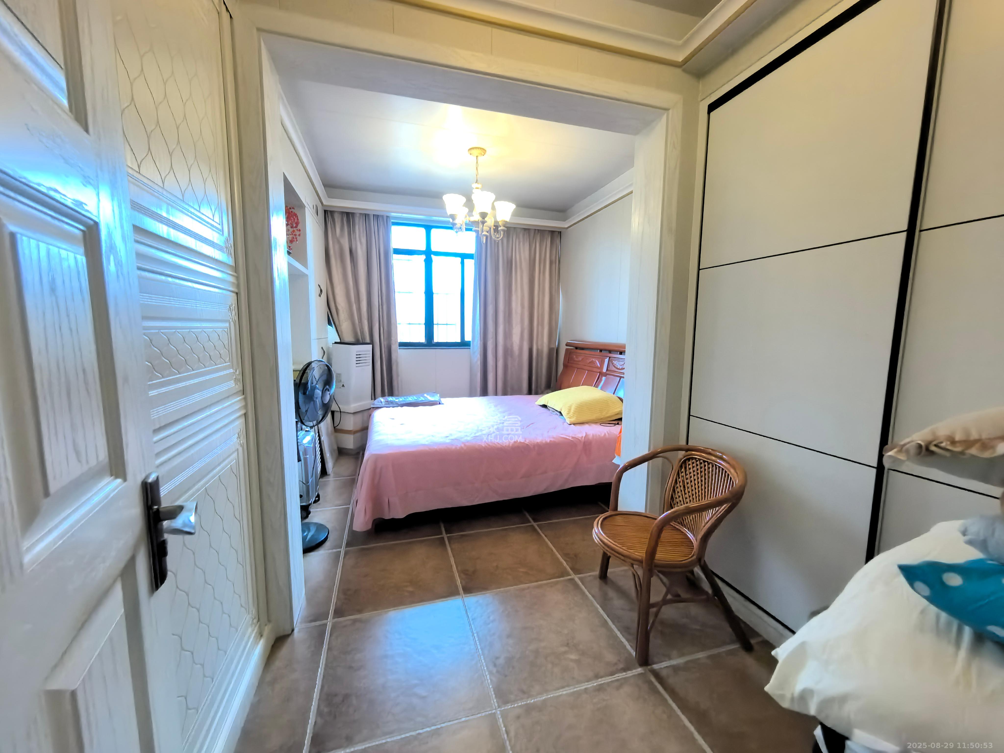 幸福里润城(幸福里二期) 4室2厅2卫 3000.0元/月 幸福里润城(幸福里二期) 4室2厅2卫 3000.0元/月室内图