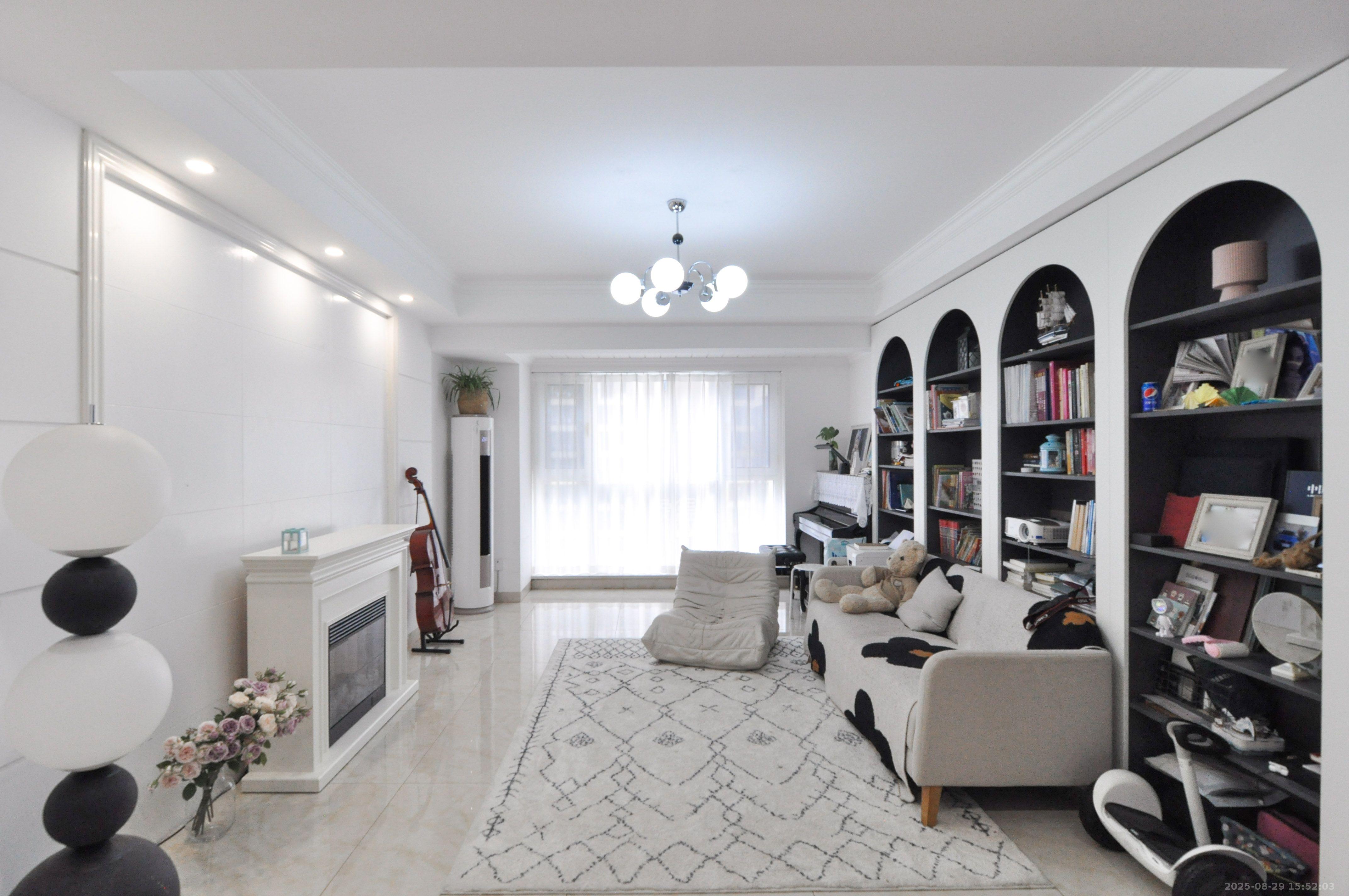 卓越浅水湾  4室2厅2卫    3400.0元/月 卓越浅水湾  4室2厅2卫    3400.0元/月室内图