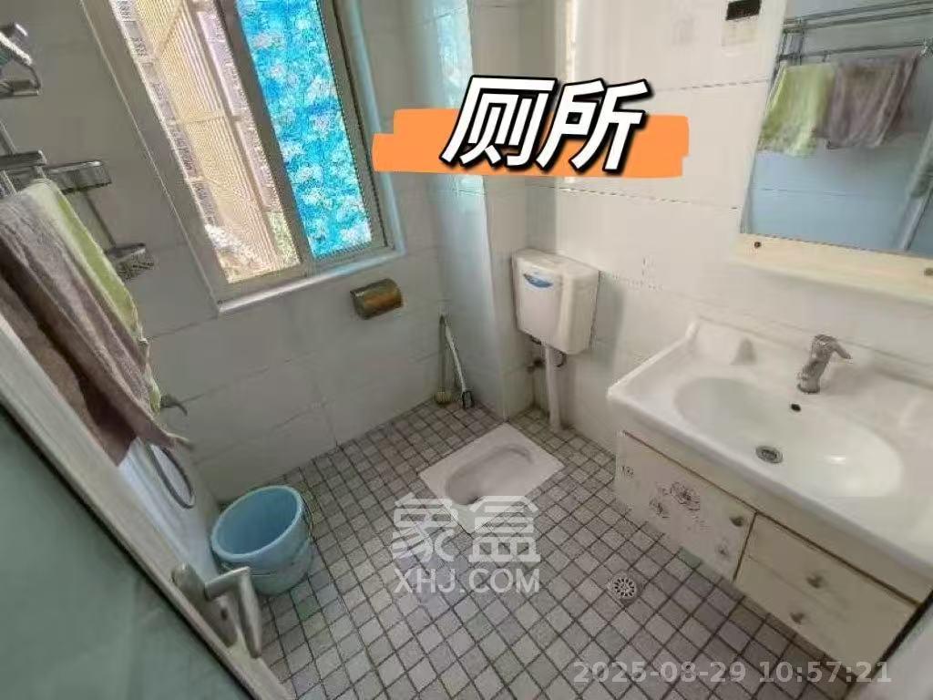 和润园一、二期  1室2厅1卫    2100.0元/月室内图