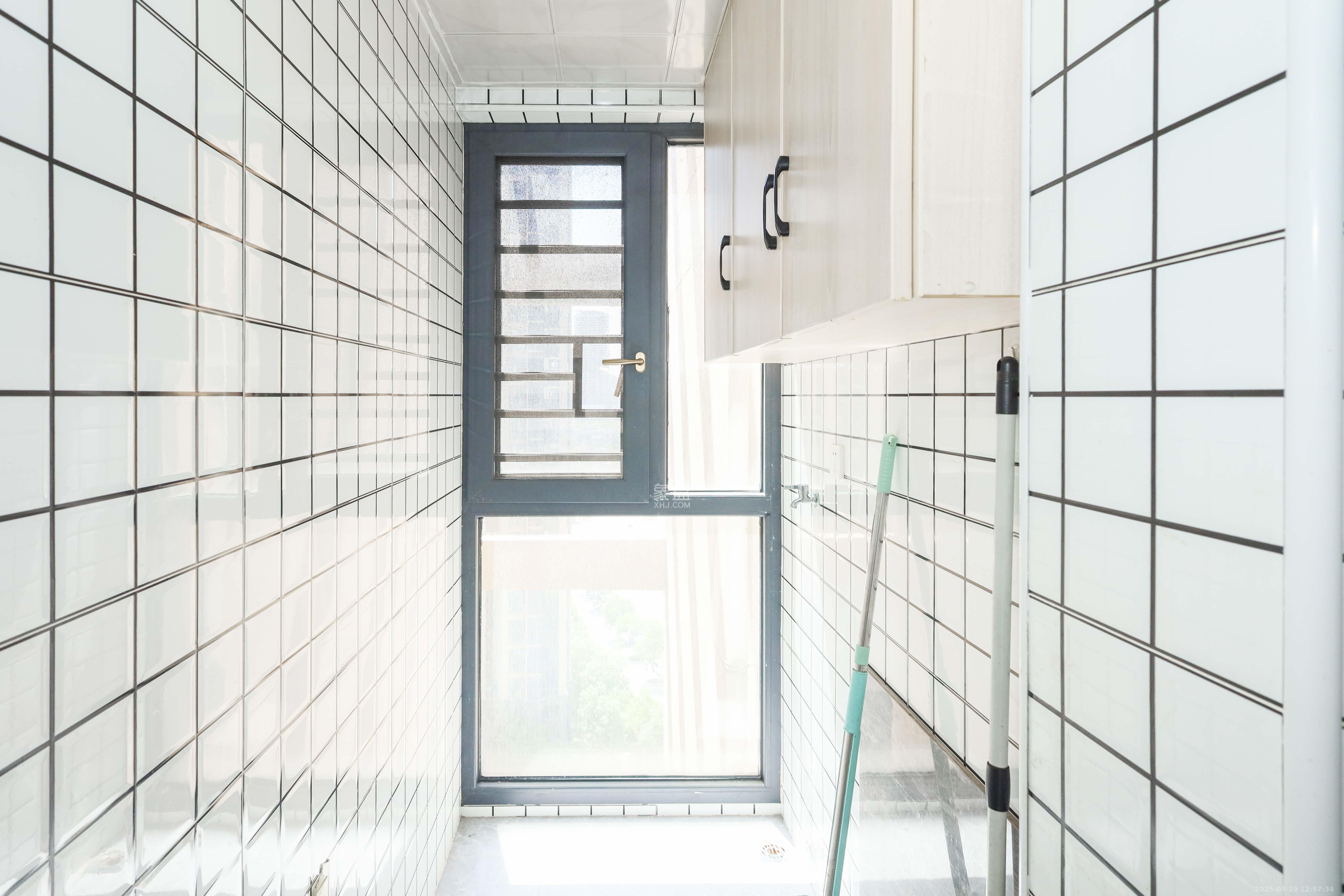 梅溪鑫苑名家  2室1厅1卫    75.0万 梅溪鑫苑名家  2室1厅1卫    75.0万阳台