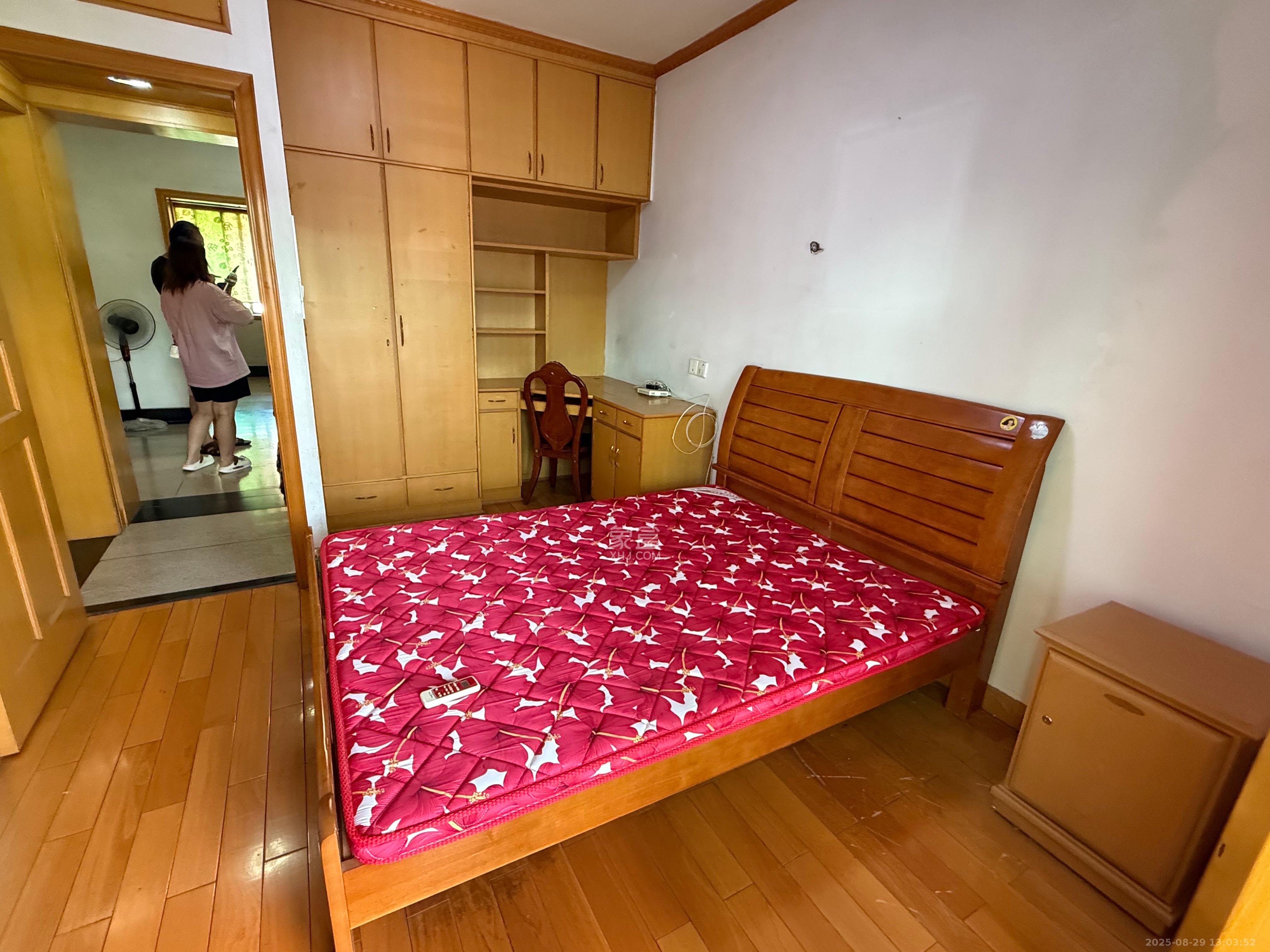 桂花二村  2室1厅1卫   1500.00元/月室内图