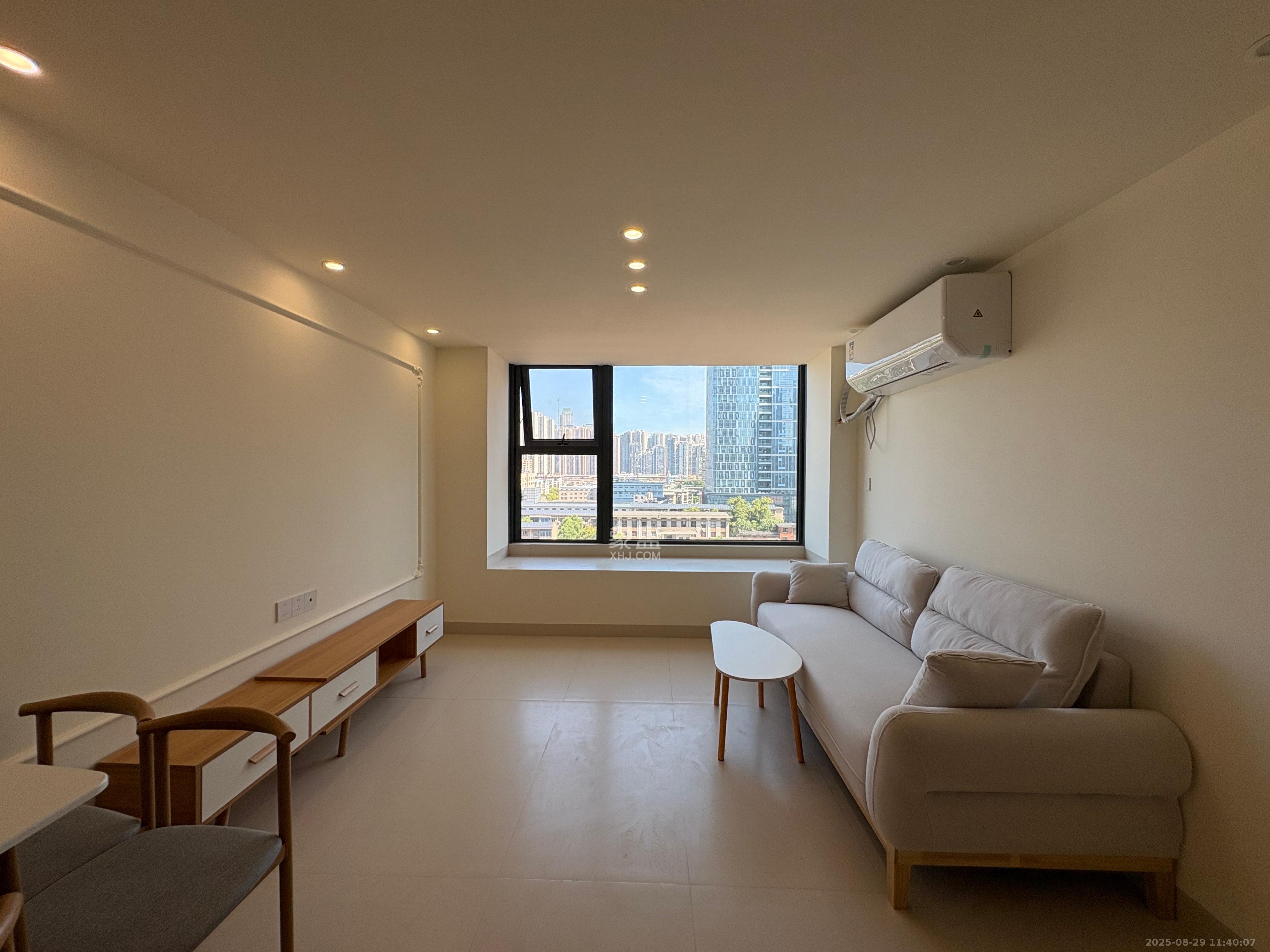 建发养云  1室0厅0卫   2600.00元/月