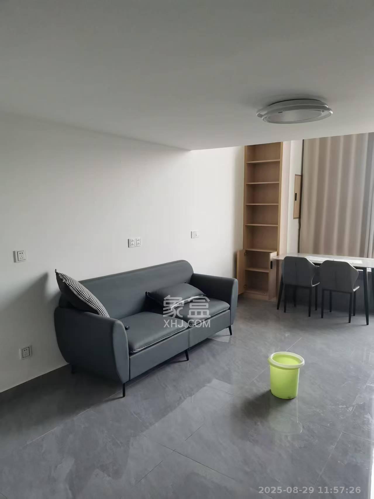 信诚湘江揽月(至善美景大厦) 1室1厅1卫 1600.0元/月 信诚湘江揽月(至善美景大厦) 1室1厅1卫 1600.0元/月室内图