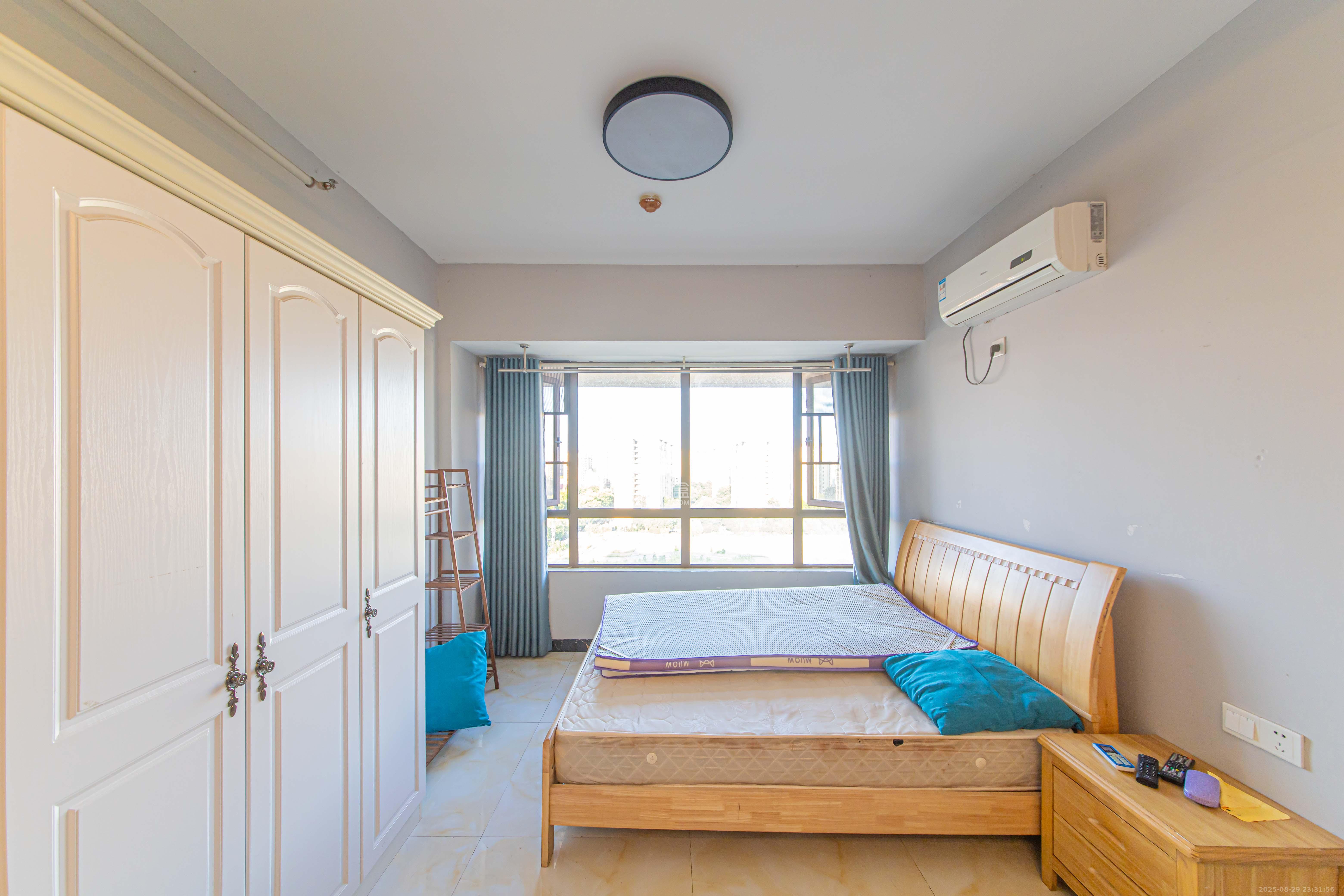 金房奥斯卡  1室1厅1卫    28.0万卧室