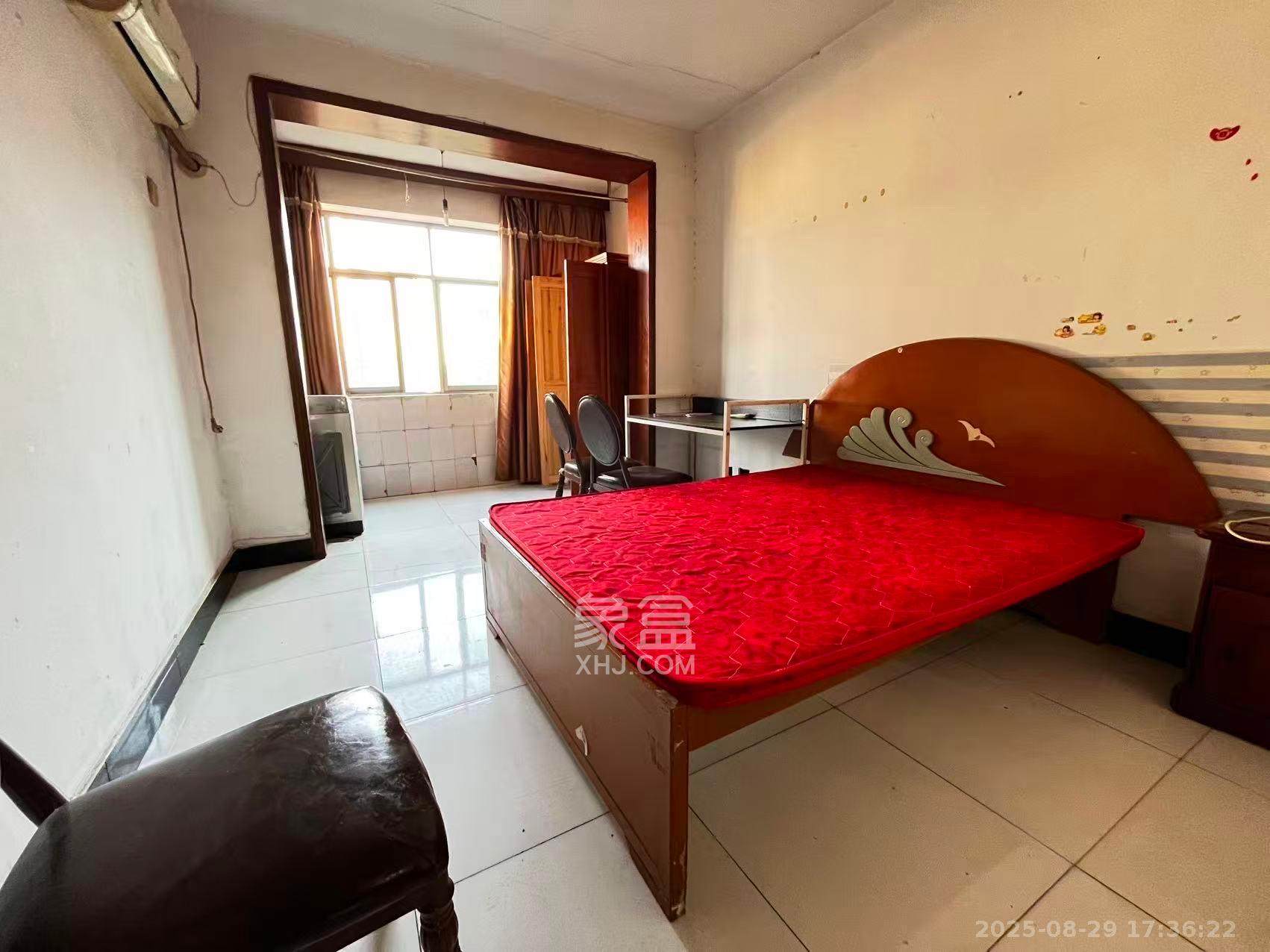 黄泥岭社区 2室2厅1卫 1600.0元/月 黄泥岭社区 2室2厅1卫 1600.0元/月室内图