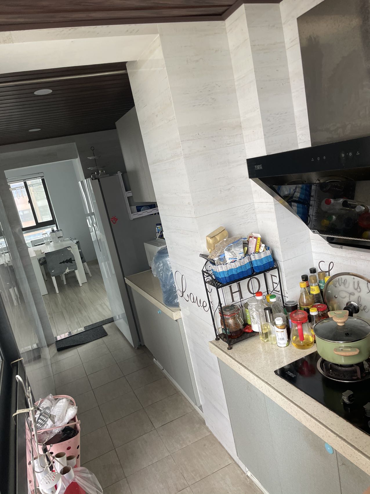 海悦东方  3室2厅2卫    4000.0元/月 海悦东方  3室2厅2卫    4000.0元/月室内图