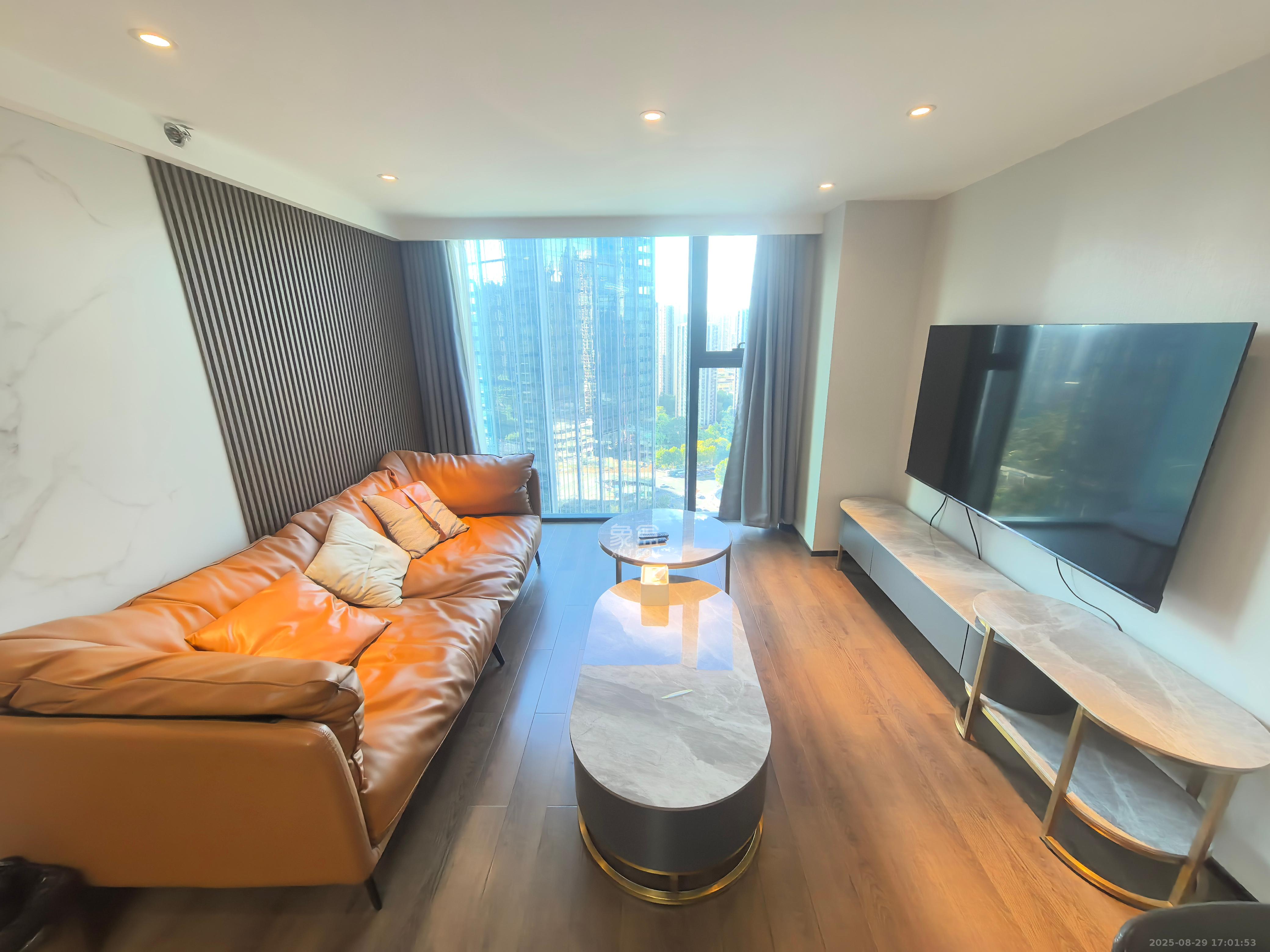 达美寰宇中心 2室1厅1卫 2500.0元/月 达美寰宇中心 2室1厅1卫 2500.0元/月室内图