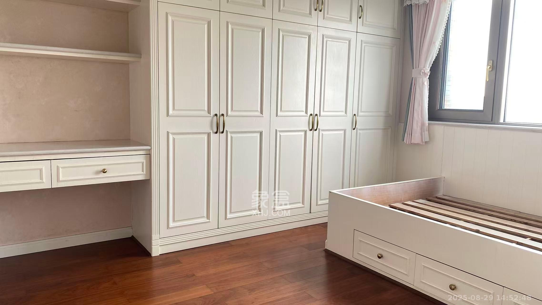 长房上层国际 4室2厅2卫 108.0万 长房上层国际 4室2厅2卫 108.0万室内图